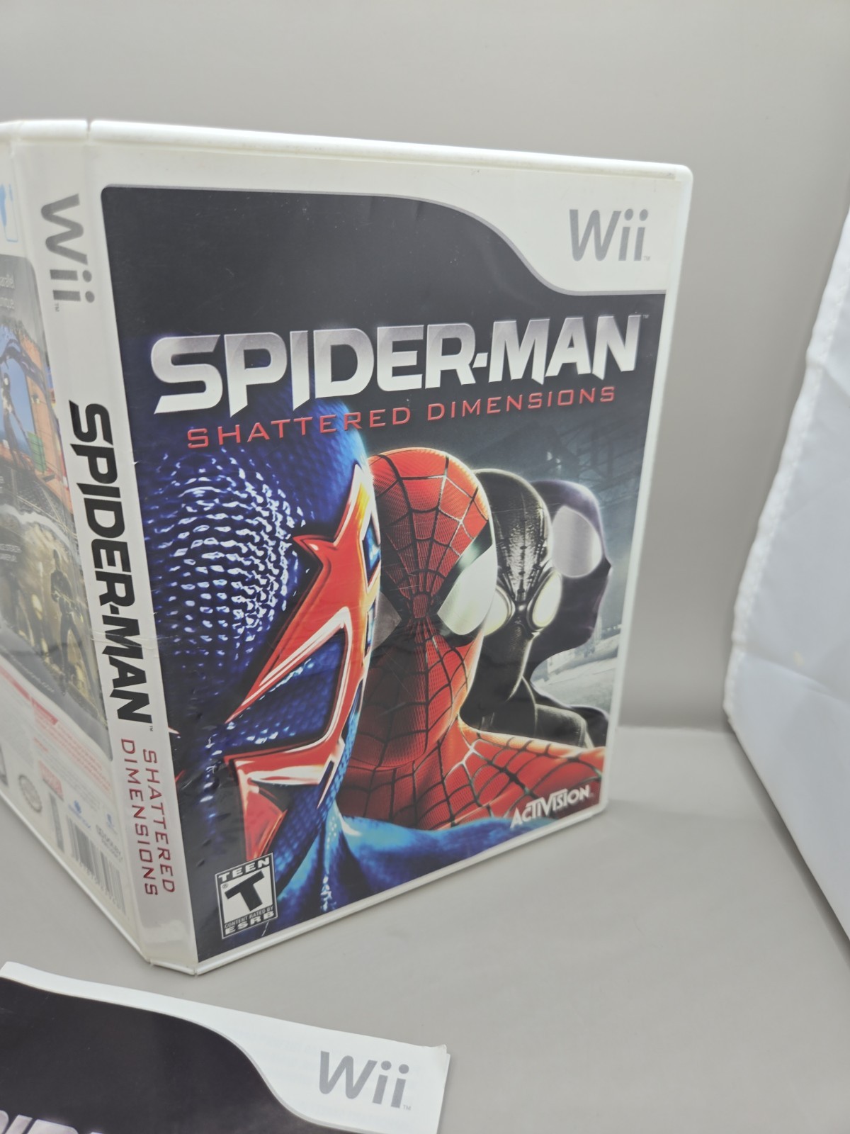 SpiderMan Shattered Dimensions Nintendo Wii CIB Complete – Tested Free Shipping.