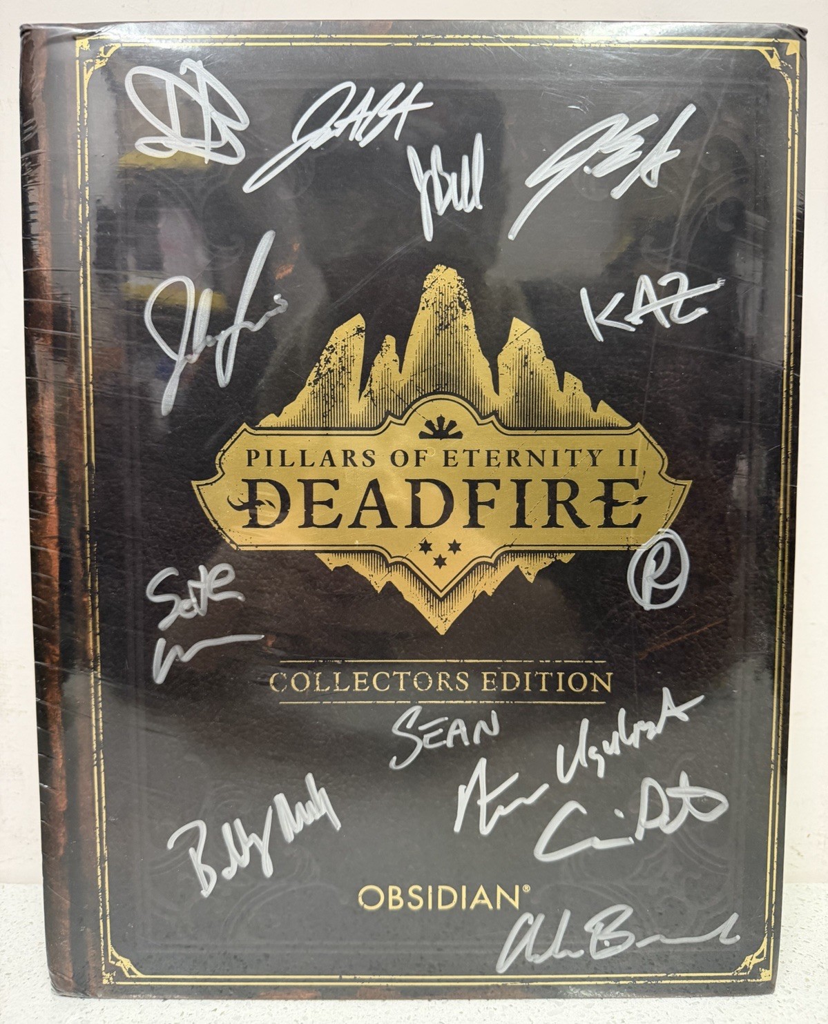 Pillars of Eternity II Deadfire Collector’s Edition Signed By Dev Team SEALED