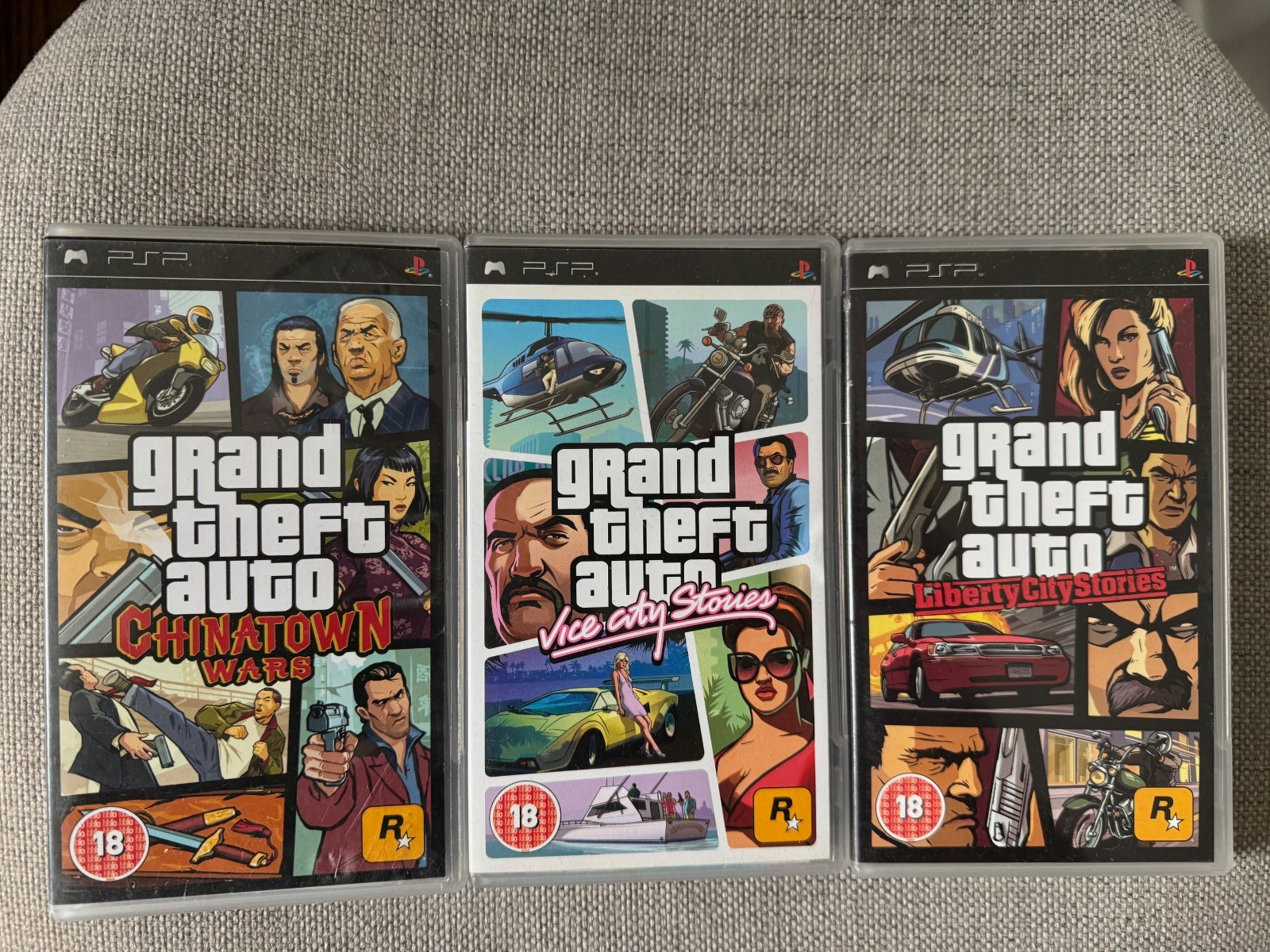 psp GRAND THEFT AUTO Trilogy + MAPS Vice City China Town Liberty City Games