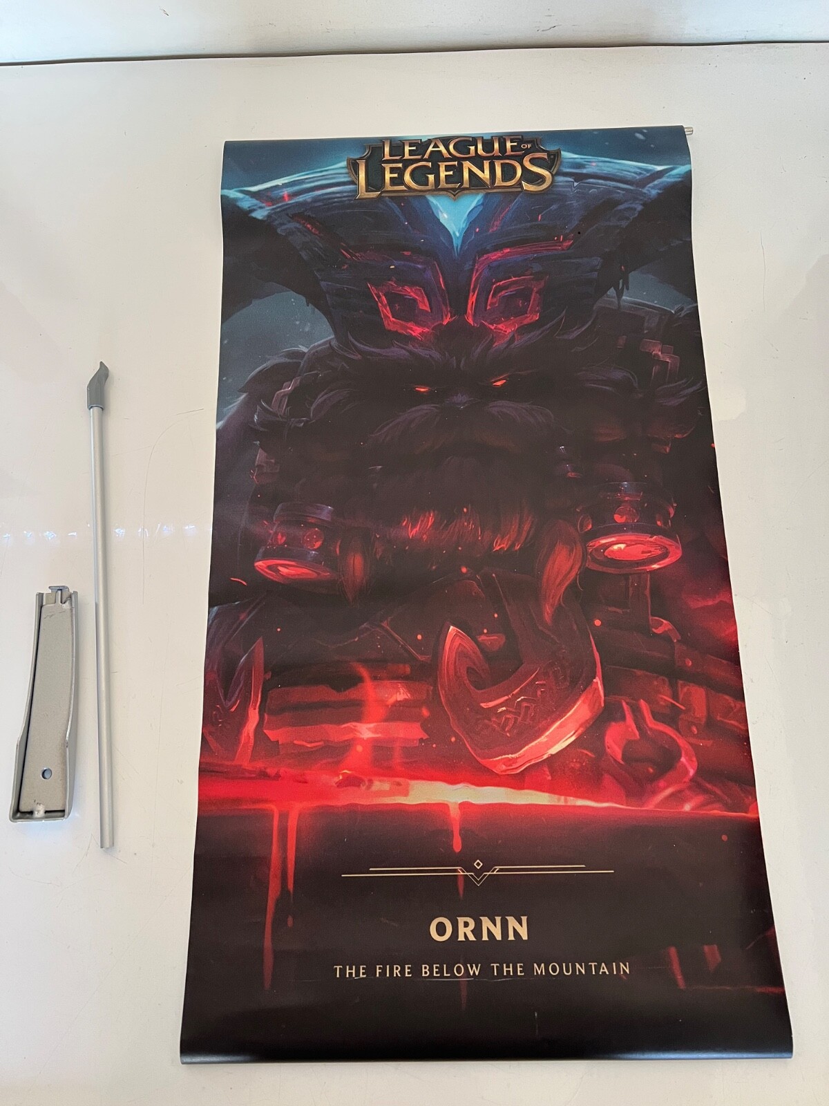 LEAGUE OF LEGENDS BANNER 14″ x 26″ ORNN