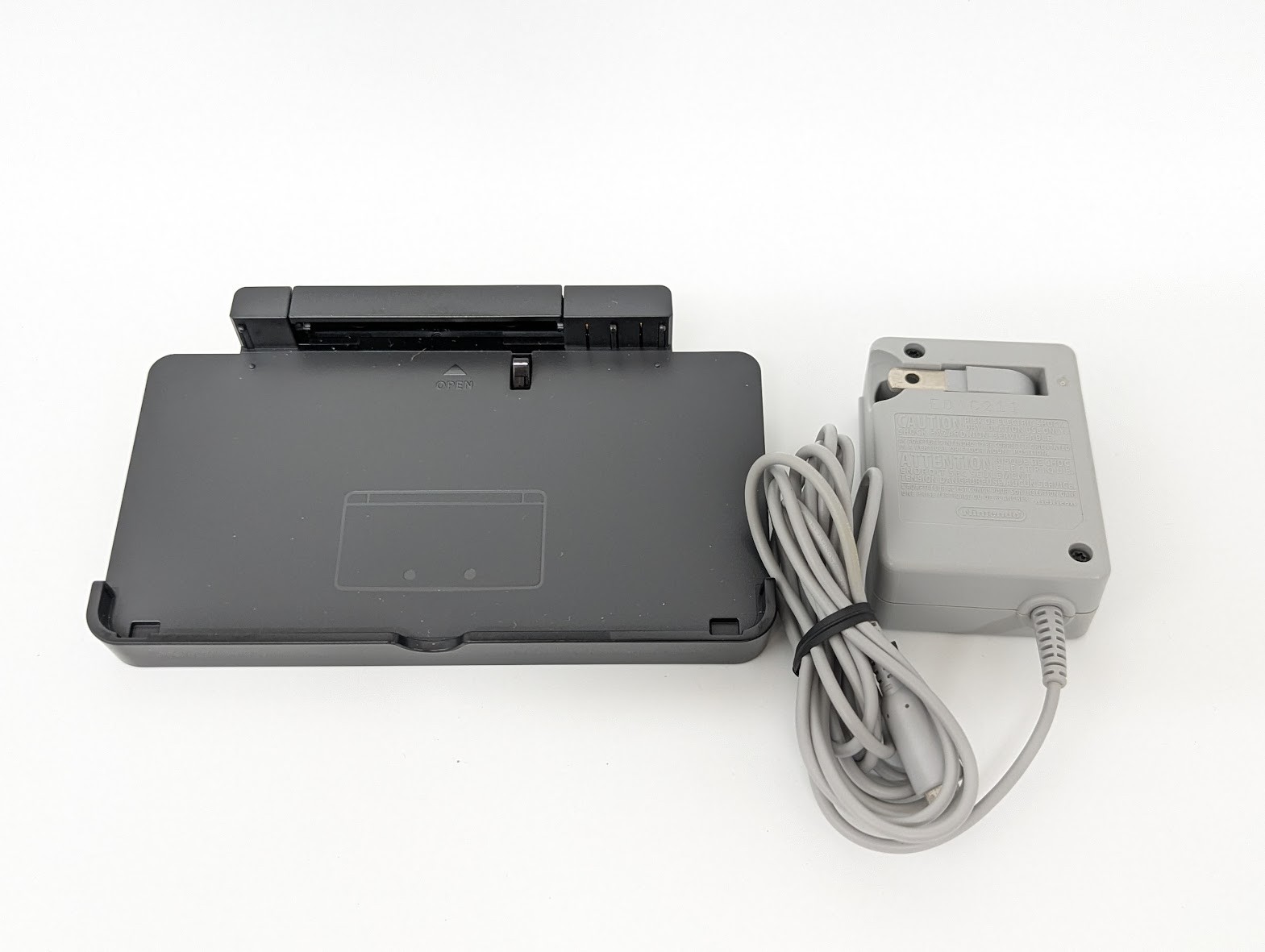 B513 Nintendo 3DS console Cosmo Black Japan w/box pen manual adapter AR card