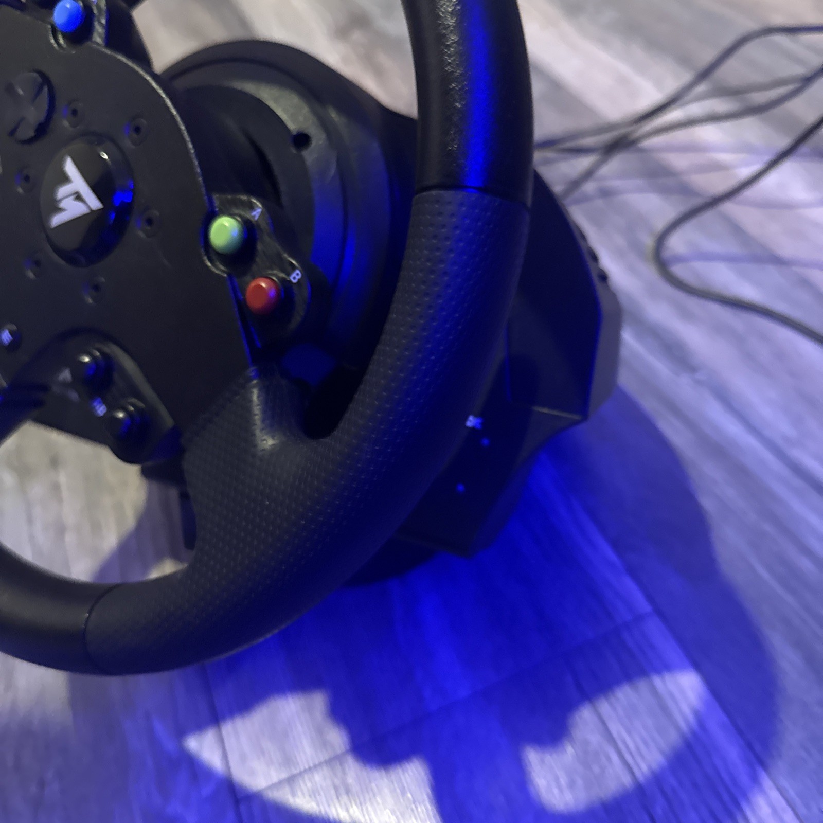 Thrustmaster TMX Force Feedback Racing Wheel (for Xbox One & PC)