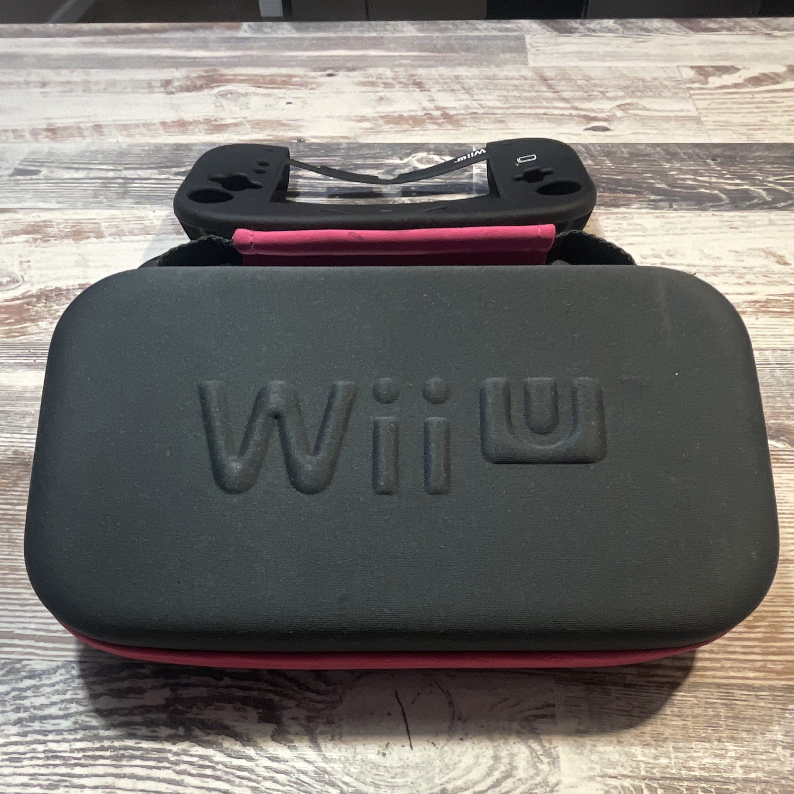 Nintendo Wii U GamePad WUP-010(USA) Wireless Touchpad Black/Gold w Case.