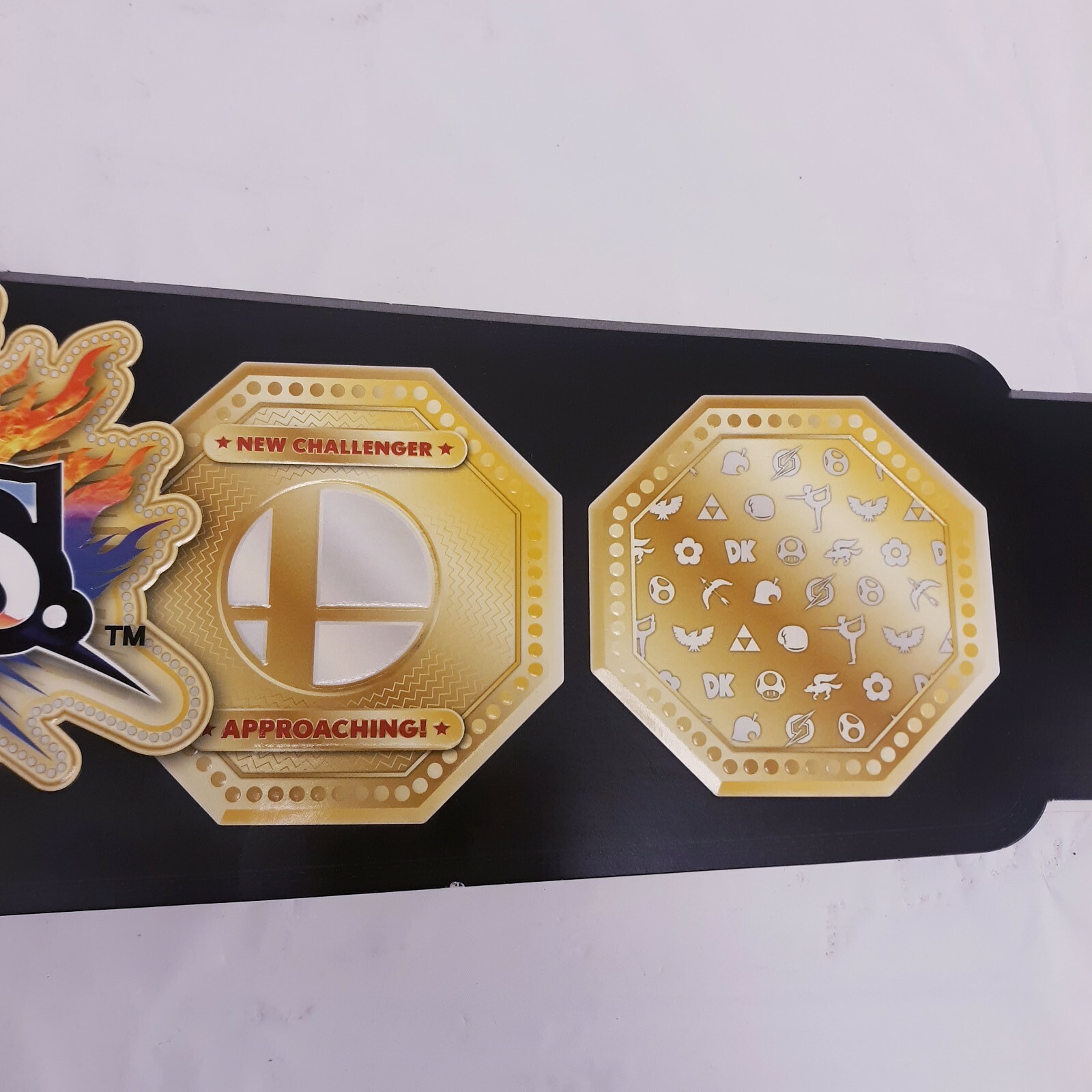 SUPER SMASH BROS CHAMPION BELT Promotional Promo Display Nintendo 2014 3DS