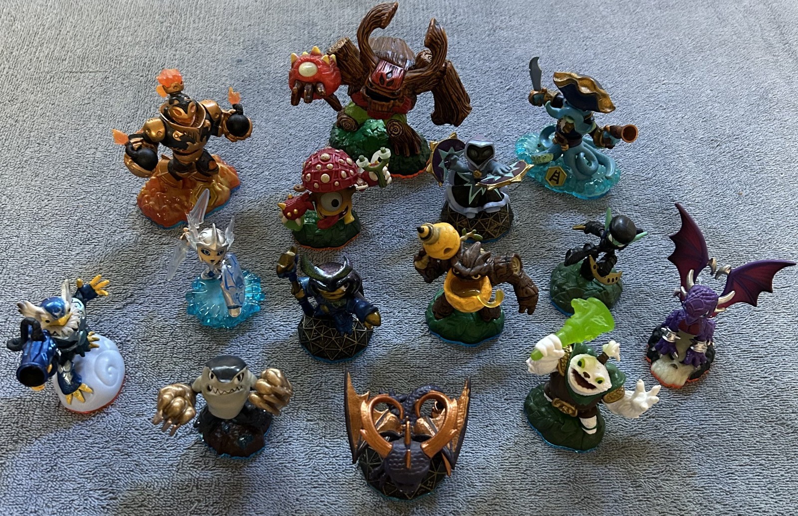 14 Skylanders (4 Giants, 10 SWAP Force) LightCore Star Strike, Shroomboom tested