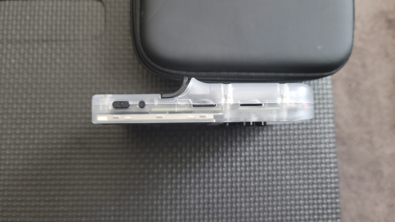 ANBERNIC RG35XX (CLEAR) 16GB GAME CARD (FREE BRICK) FRE CASE (GXRG)