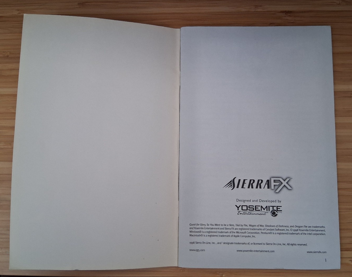 Quest for Glory V: Dragon Fire (Sierra, 1998) – Manual, Card, Hint Book NO GAME