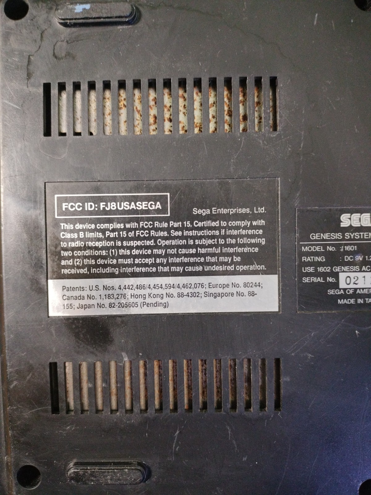 Sega Genesis 16-Bit – Model 1601 – FOR PARTS ONLY – Console Only