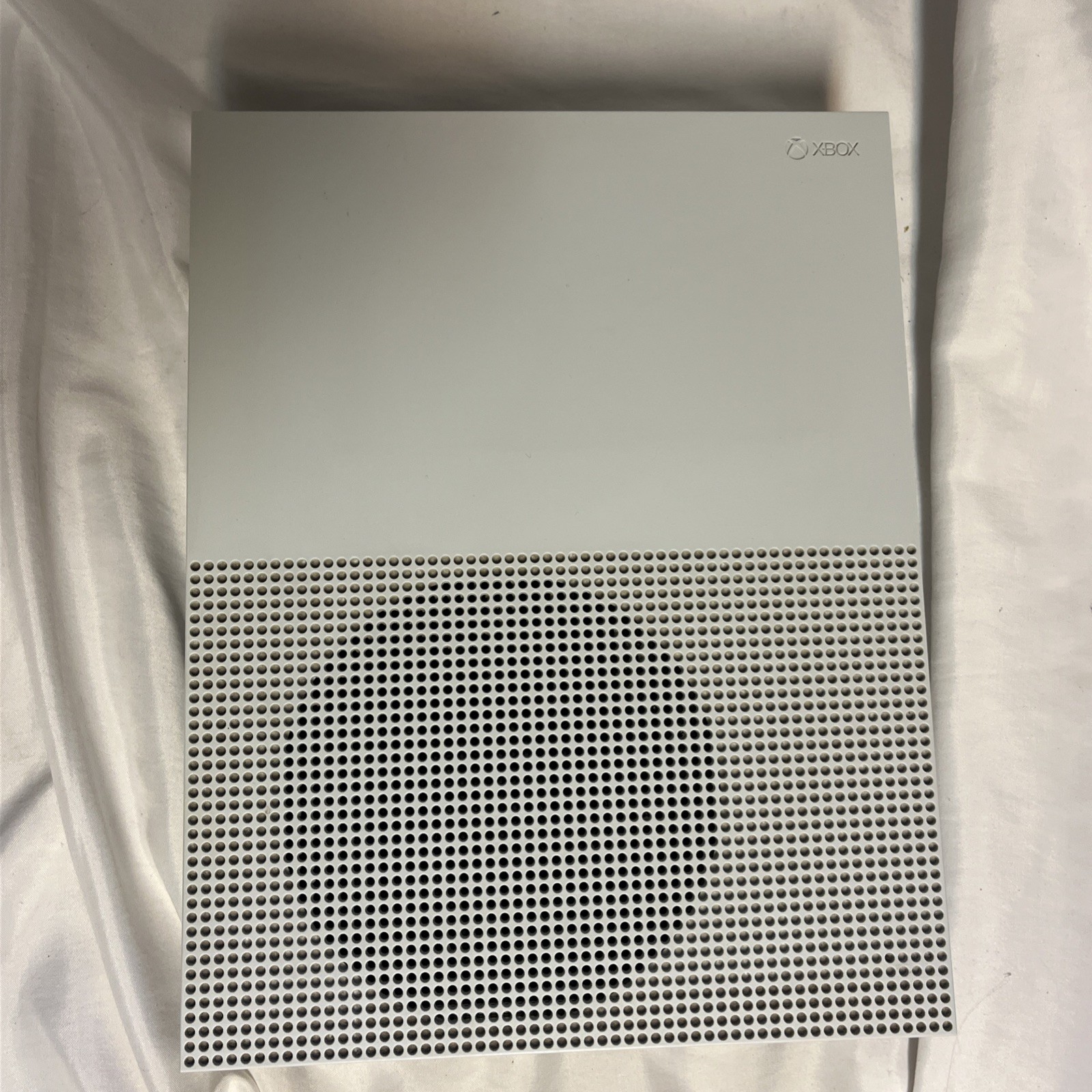 MICROSOFT XBOX ONE S – CONSOLE – 500GB – 1681 Cleaned & VG Cond w Games