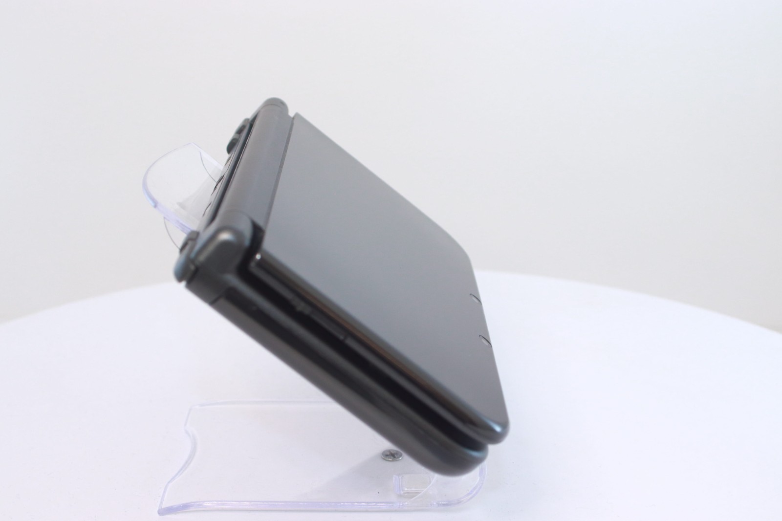 New Nintendo 3DS LL XL Metallic Black [Rank : A]Region-locked
