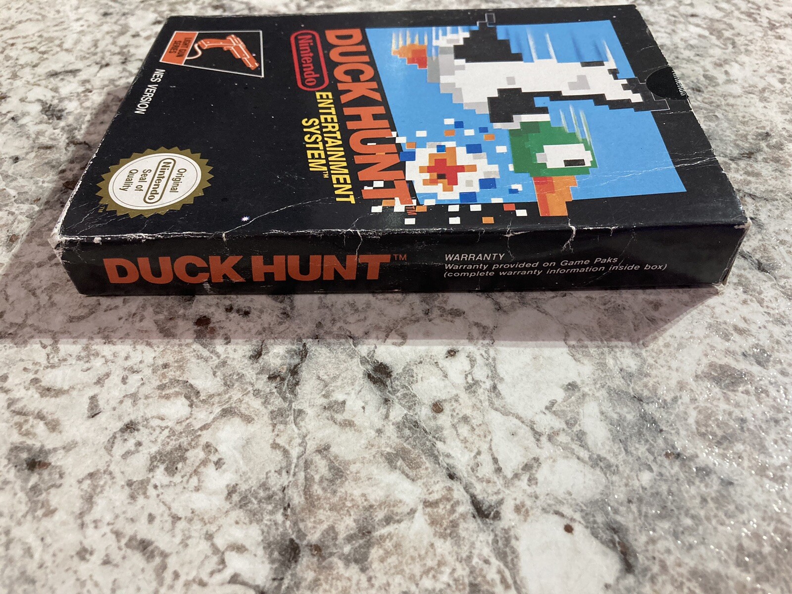 1985s Duck Hunt (Nintendo NES Game) CIB Authentic/Rare/ 3 Screws/sticker seal