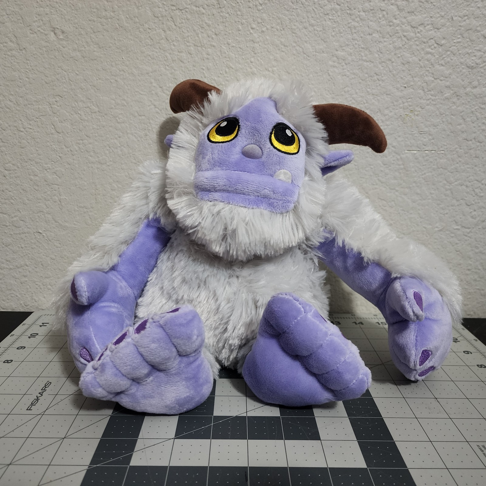 Blizzard World of Warcraft Whomper Baby Yeti Plush Doll Official Merchandise