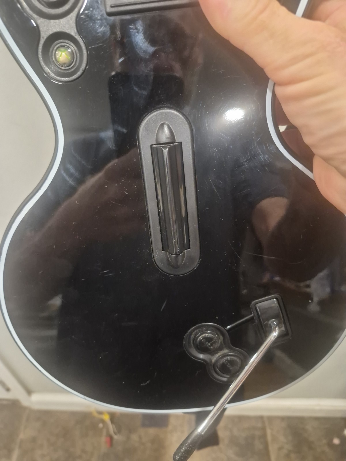 Guitar Hero Xbox 360 Les Paul Wireless Red Octane Controller 95123 805 + strap