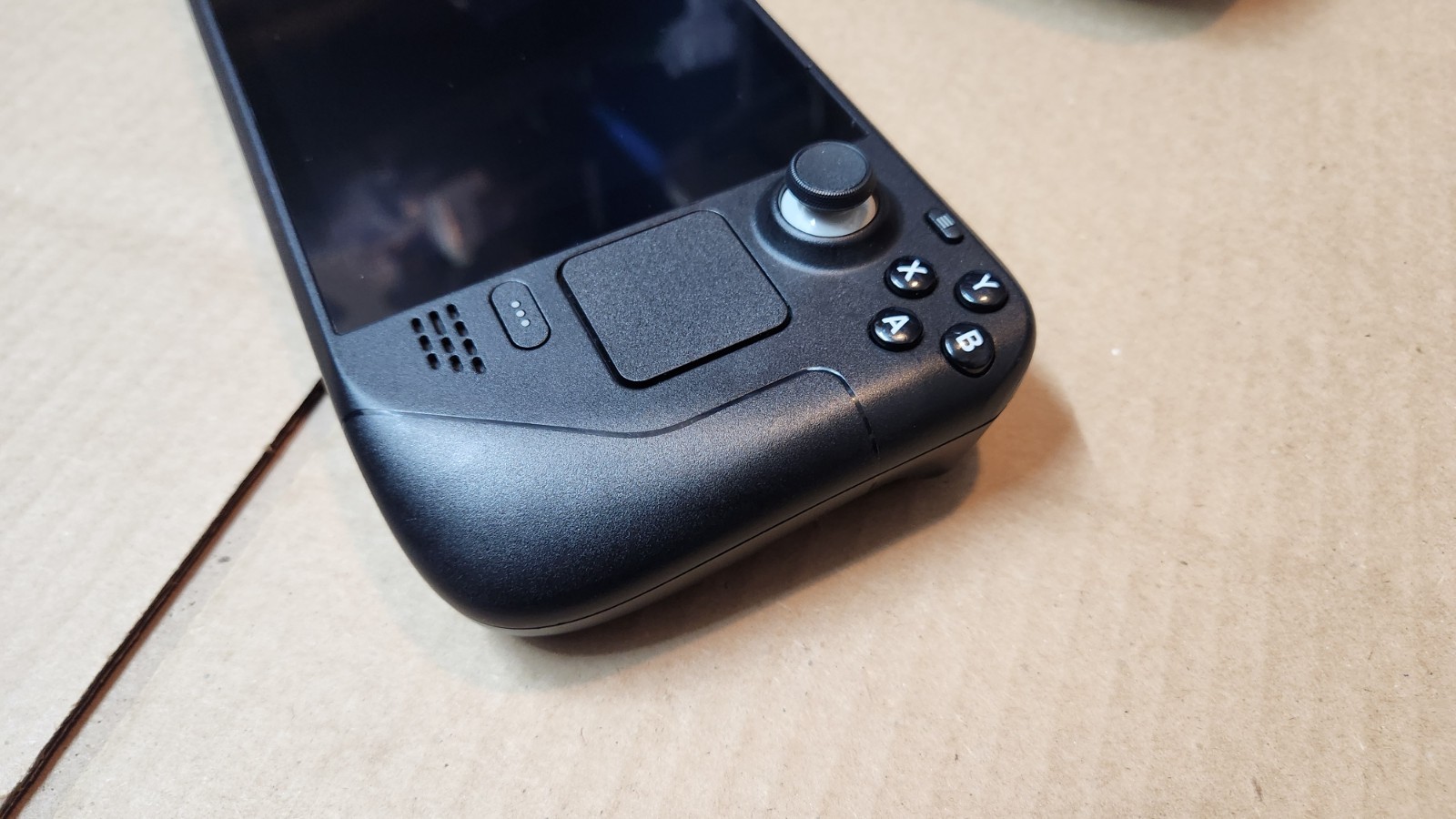 Valve Steam Deck 256GB Handheld Console comes with Case
