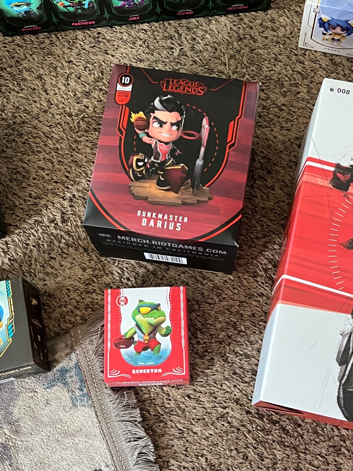 huge lot of league of legends statues