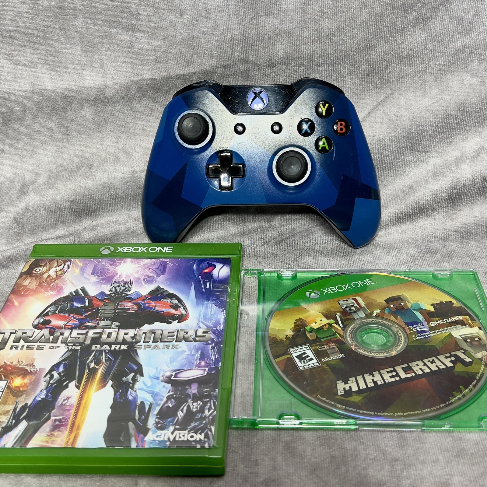 Minecraft Xbox One Disc Bundle With Blue Wireless Controller Microsoft Mojang