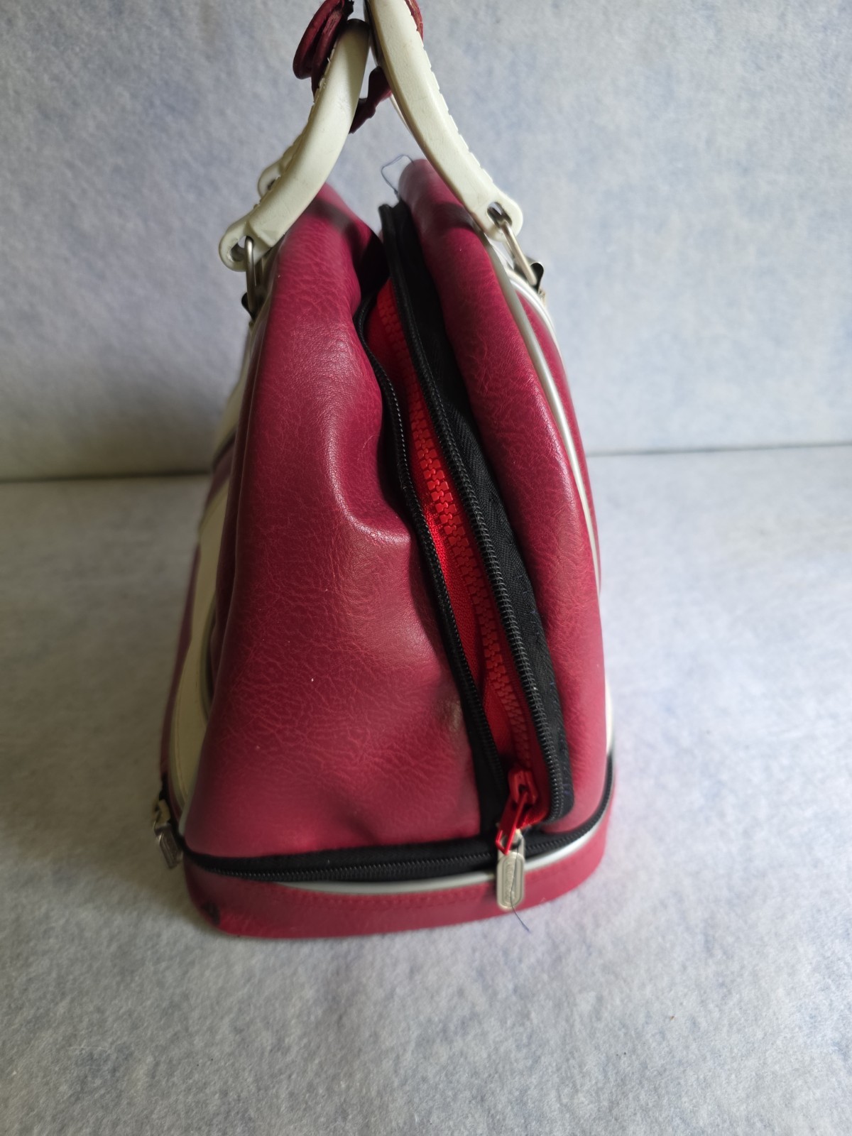 Nintendo Wii Sports Edition Brunswick Bowling Bag Design Carrying Case Storage