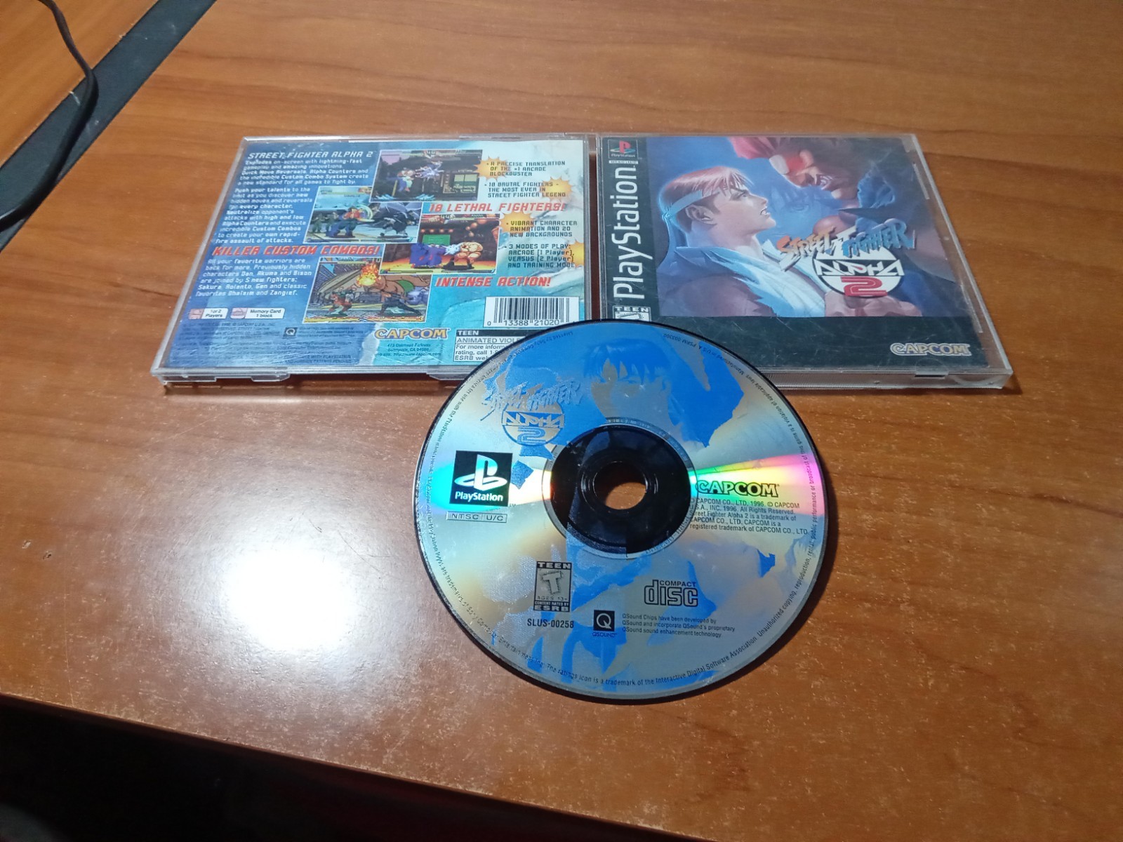 CIB Street Fighter Alpha 2 (Sony PlayStation 1 PS1, 1996) Complete *TESTED*