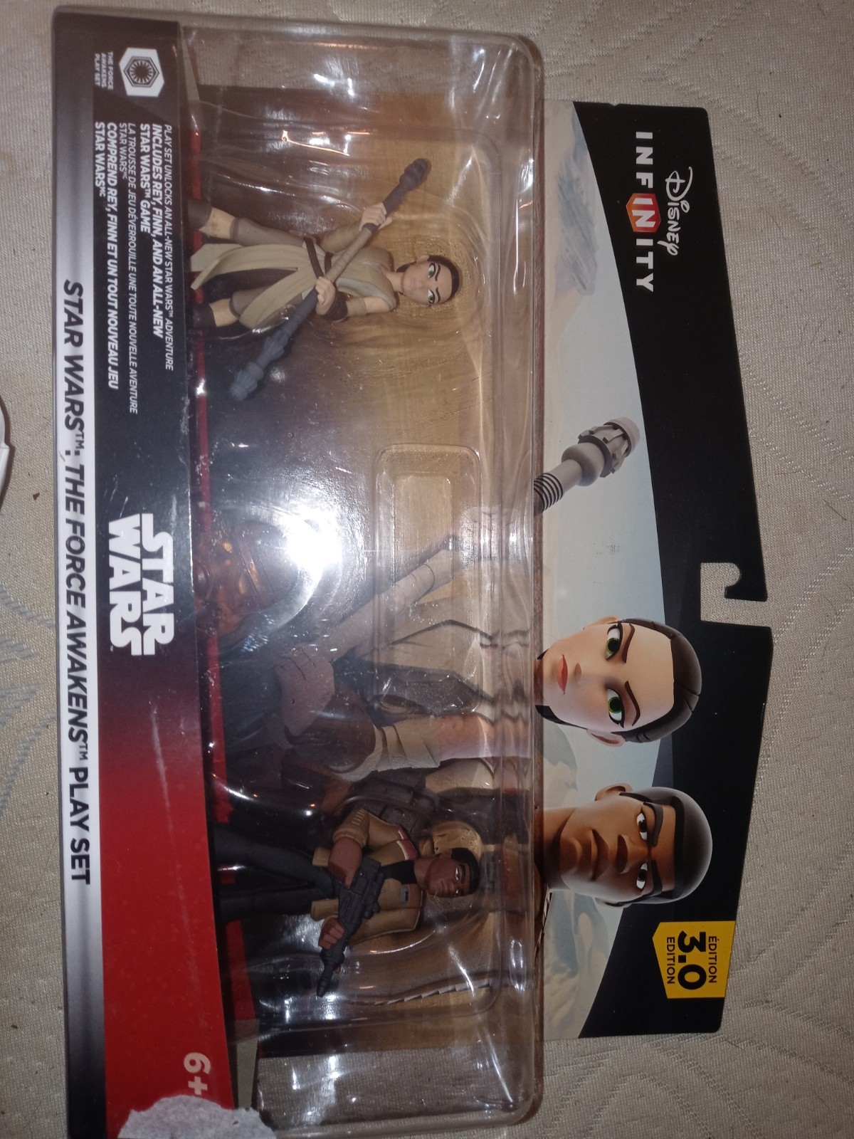 Disney Infinity 3.0 Edition Star Wars The Force Awakens Play Set Rey Finn 2015