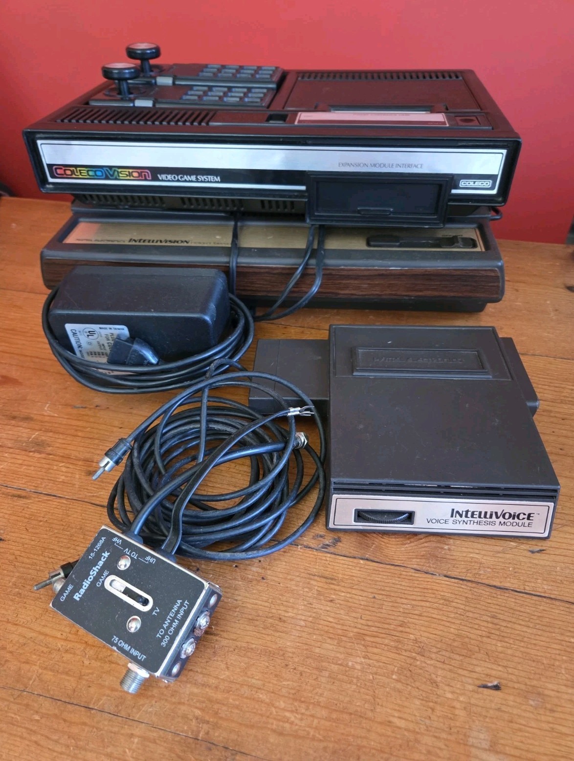 ColecoVision/Intellivision Mattel Console w/2 Controllers Video Game Untested