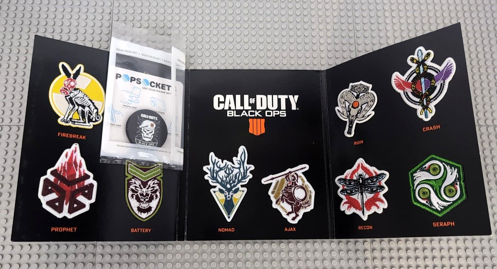 Call of Duty Black Ops 4 Collector’s Edition Patches Set & game steelbox Bundle