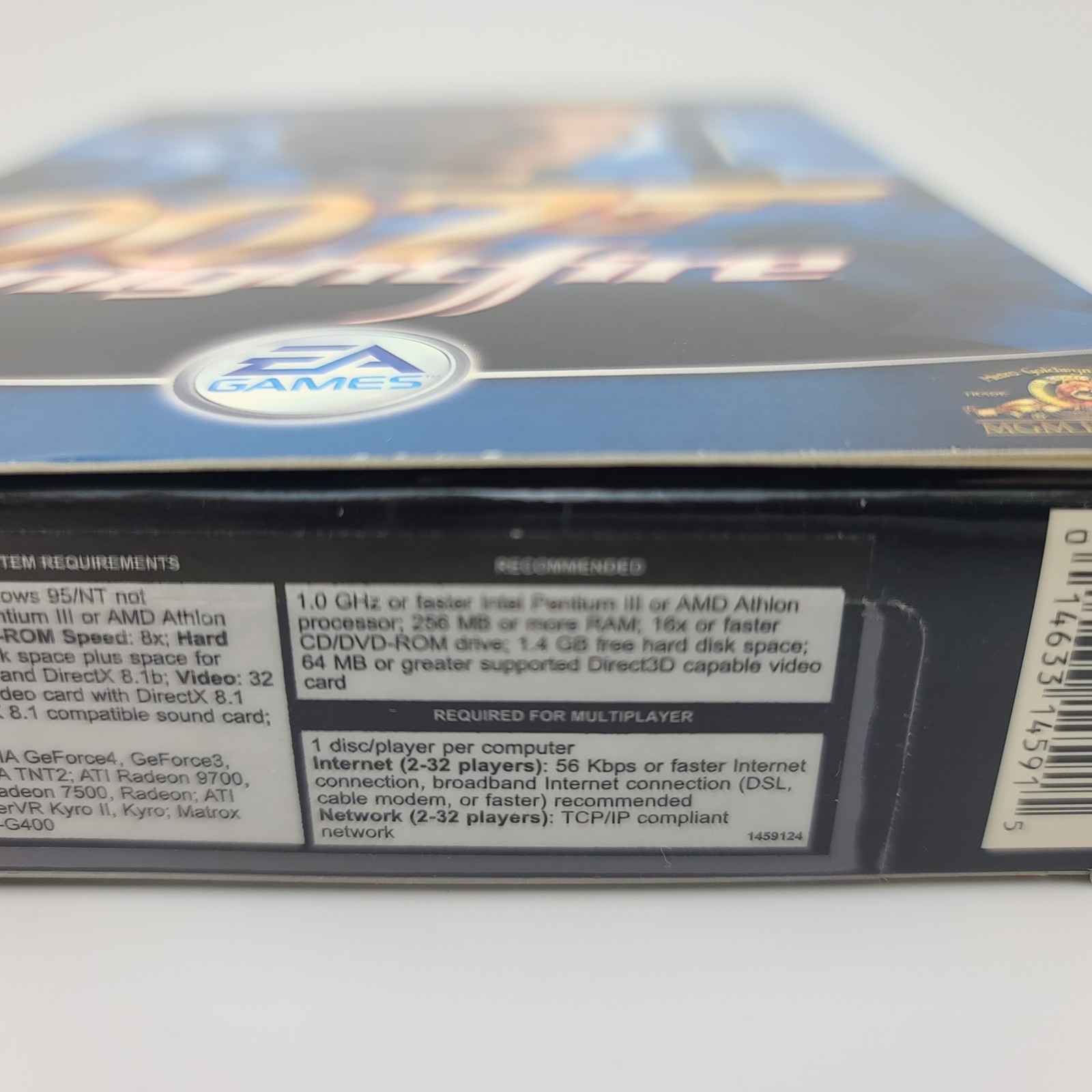 007 Nightfire PC CD-ROM Game James Bond EA Games MGM Interactive Complete 2002