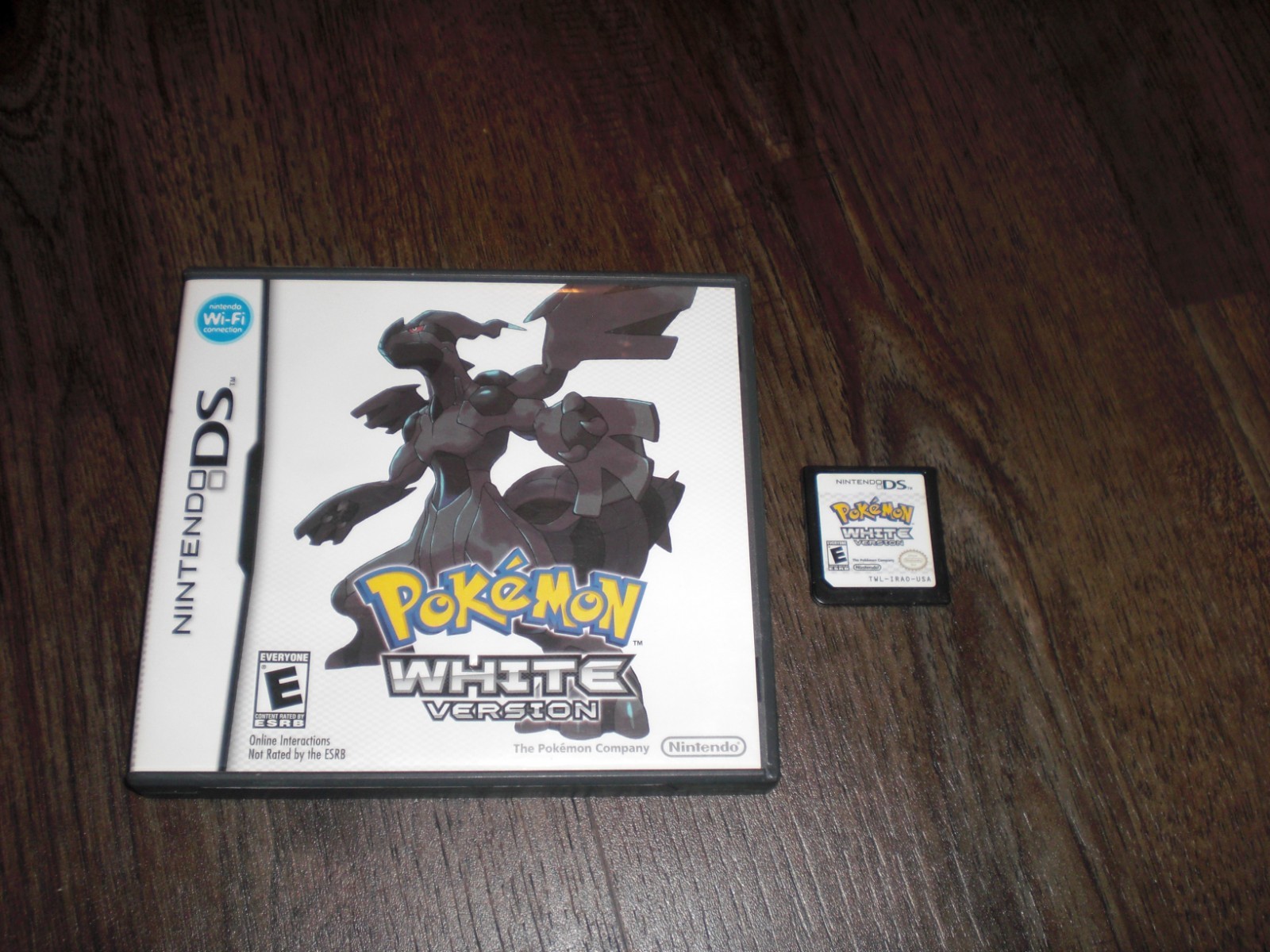 Pokemon White Version 1 AUTHENTIC GENUINE Nintendo DS 3DS XL NEAR COMPLETE CIB 2
