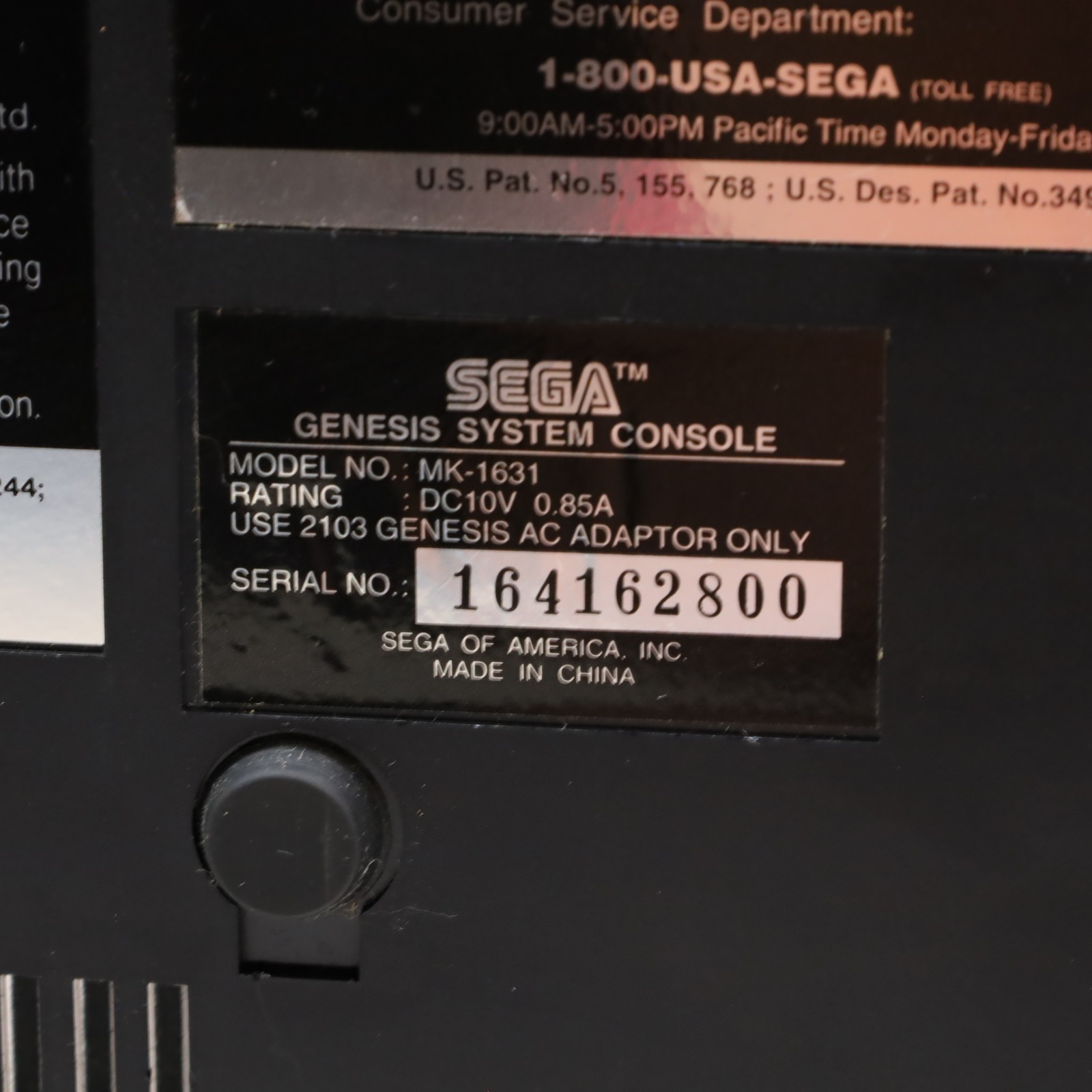 Sega Genesis Model 2 MK-1631 16-Bit Video Game Console (6788)