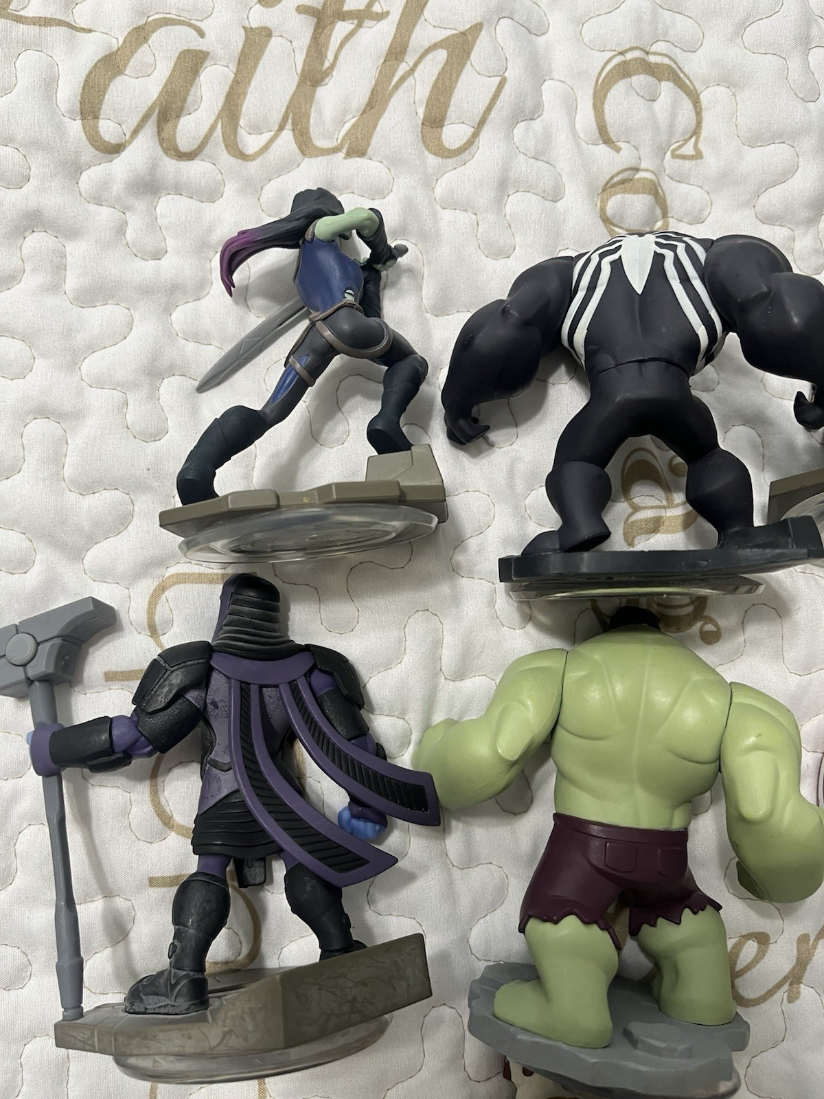 Disney Infinity 2.0 Marvel Figures Lot(7)- Venom, Hulk, Captain America, Falcon
