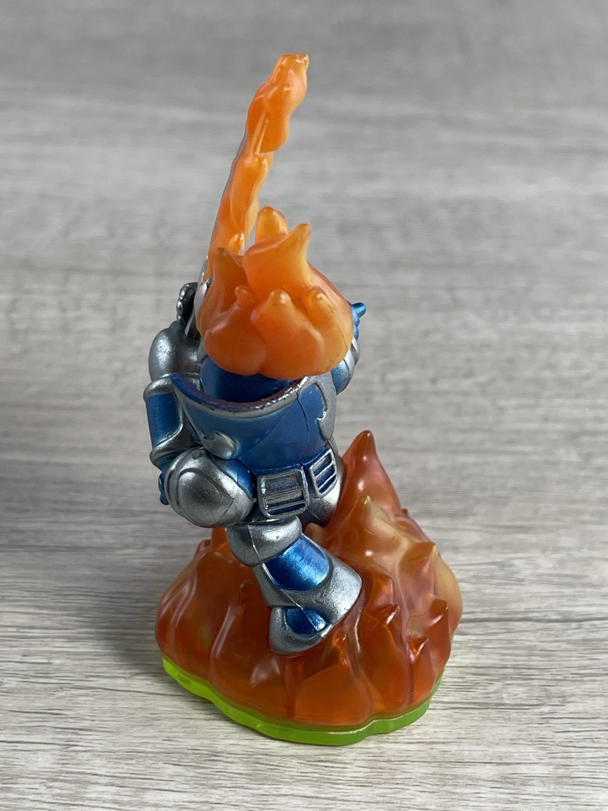 Skylanders Spyro’s Adventure Figure Ignitor Loose Figure Ships Free