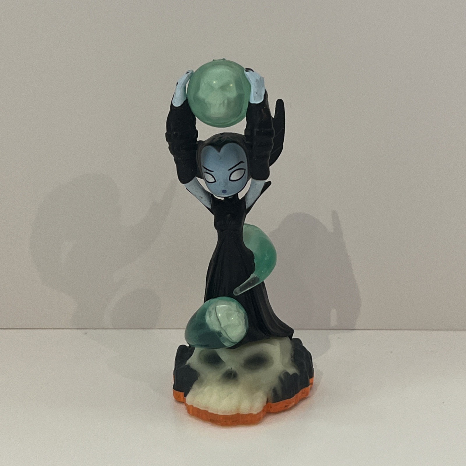 Skylanders Giants Figure Hex Undead Element Series 2 Used Tested Working