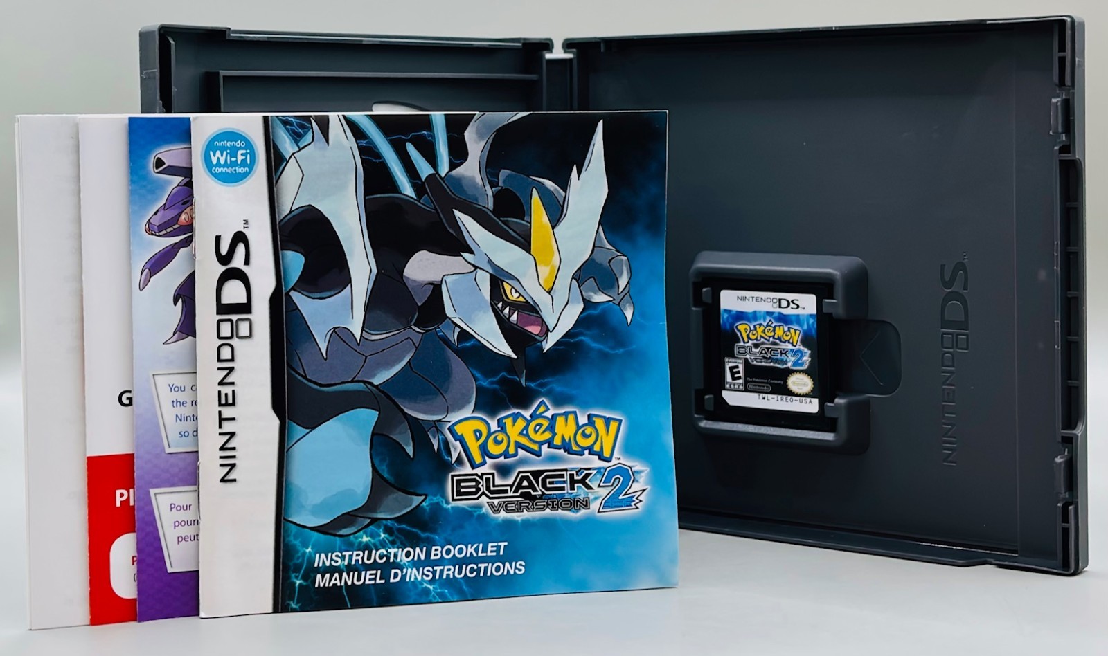 Pokémon Black Version 2 Nintendo DS CIB TESTED