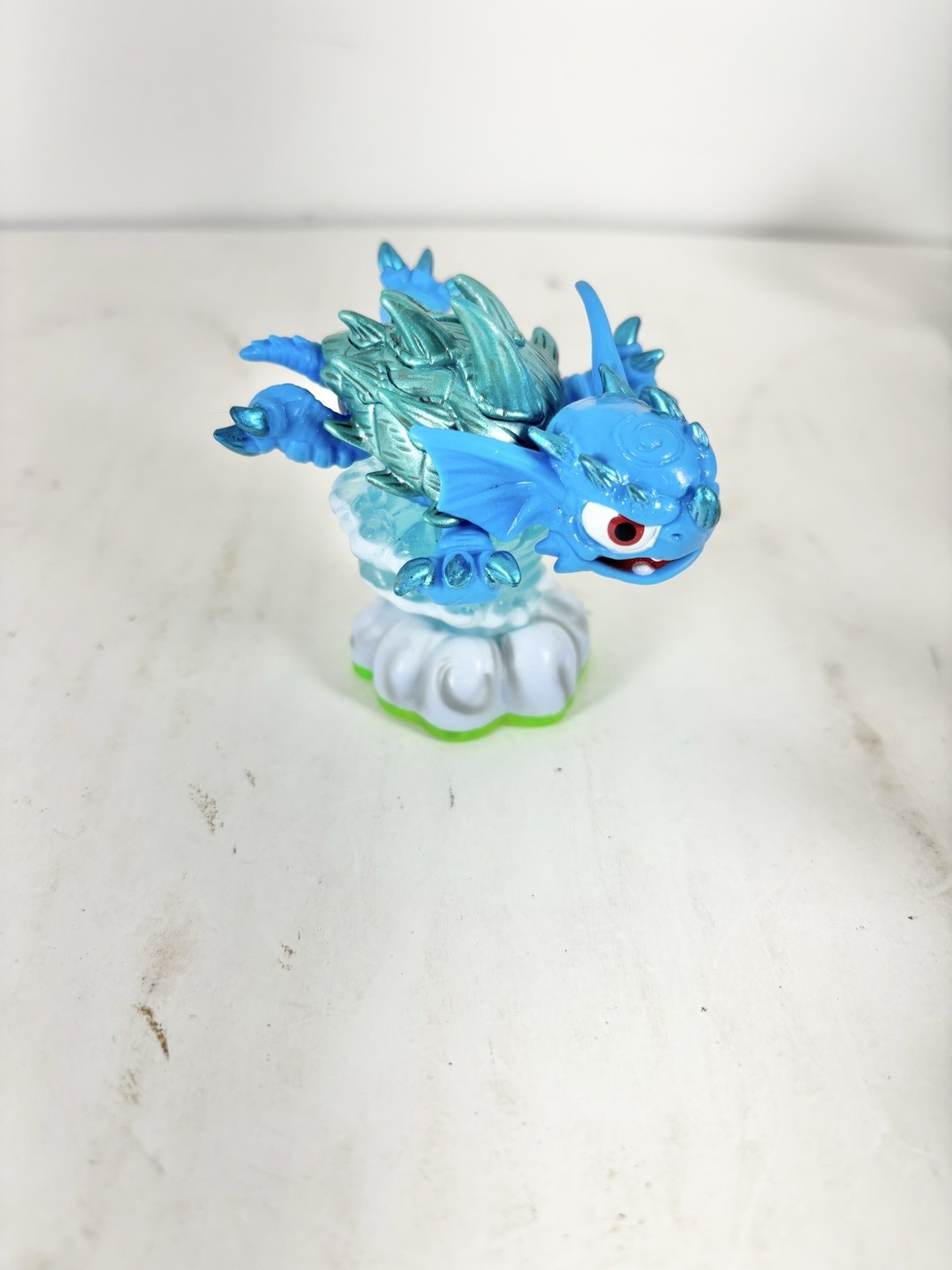 Skylanders Figure Lot of 12 Spyro Stealth Elf Gill Grunt Wash Buckler