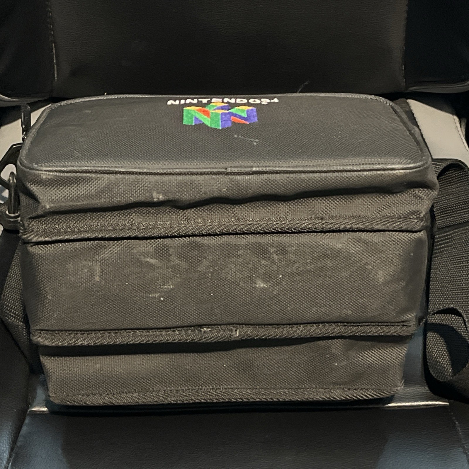 1997 Official OEM Nintendo 64 N64 Padded Carry Case Messenger Bag w/ Strap