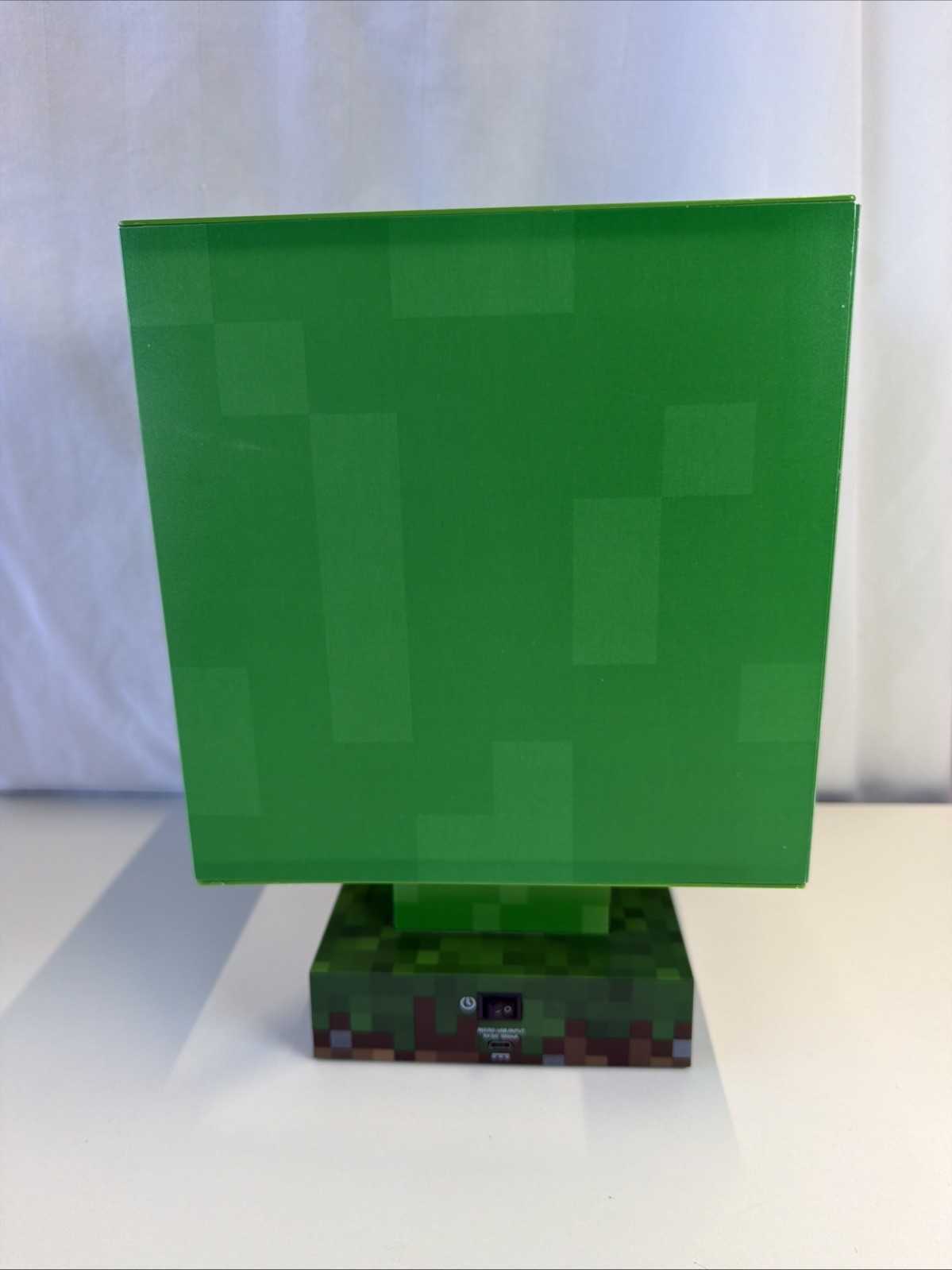 Paladone Minecraft Green Creeper Icon Lamp – Battery or USB Powered