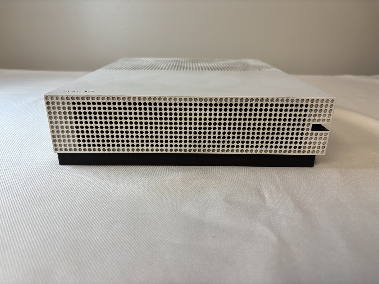 Microsoft Xbox One S (Model 1681) 500GB White Gaming System Console Only, Tested