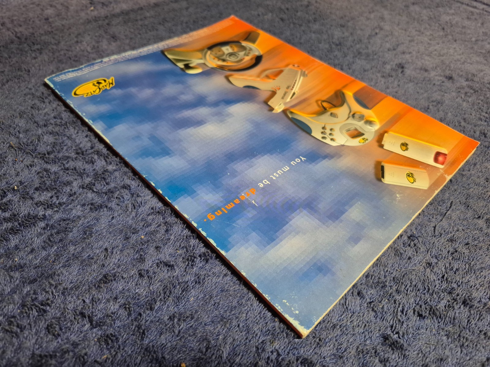 VIDEO GAME BUYER’S GUIDE 2000 ELECTRONIC GAMING MONTHLY DREAMCAST PLAYSTATION