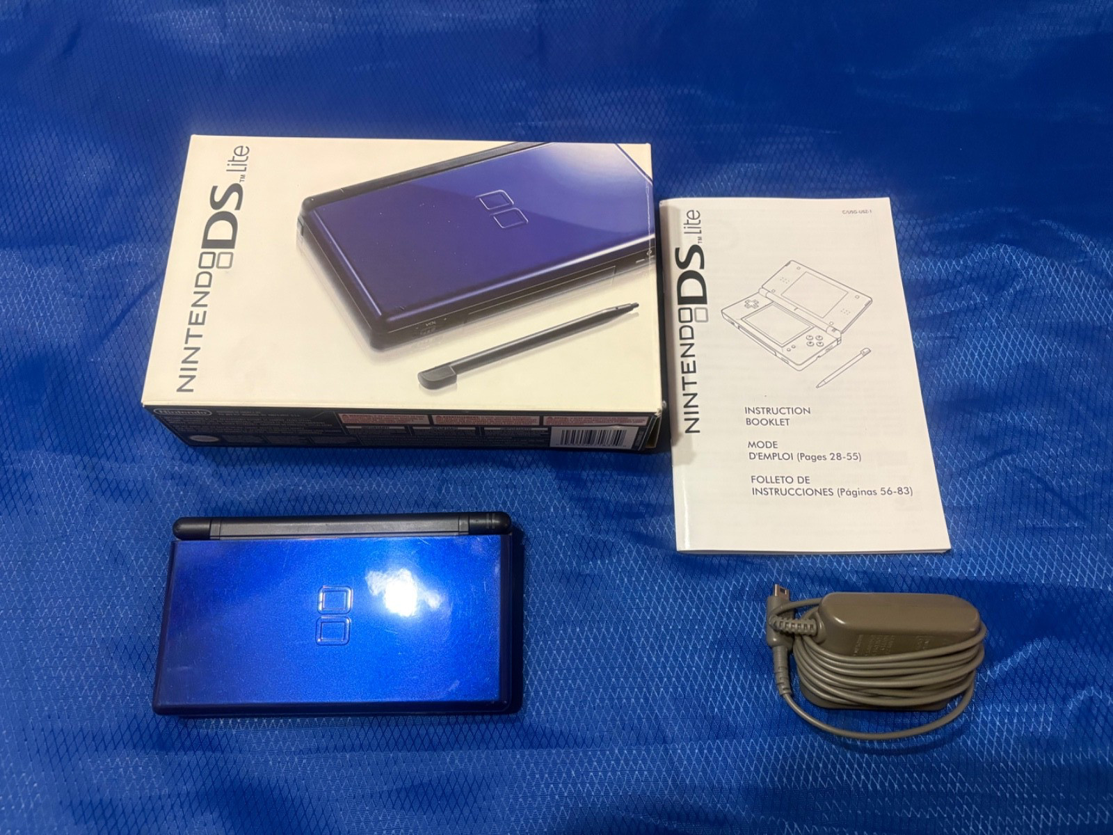 Nintendo DS Lite Handheld System – Cobalt/Black tested and working
