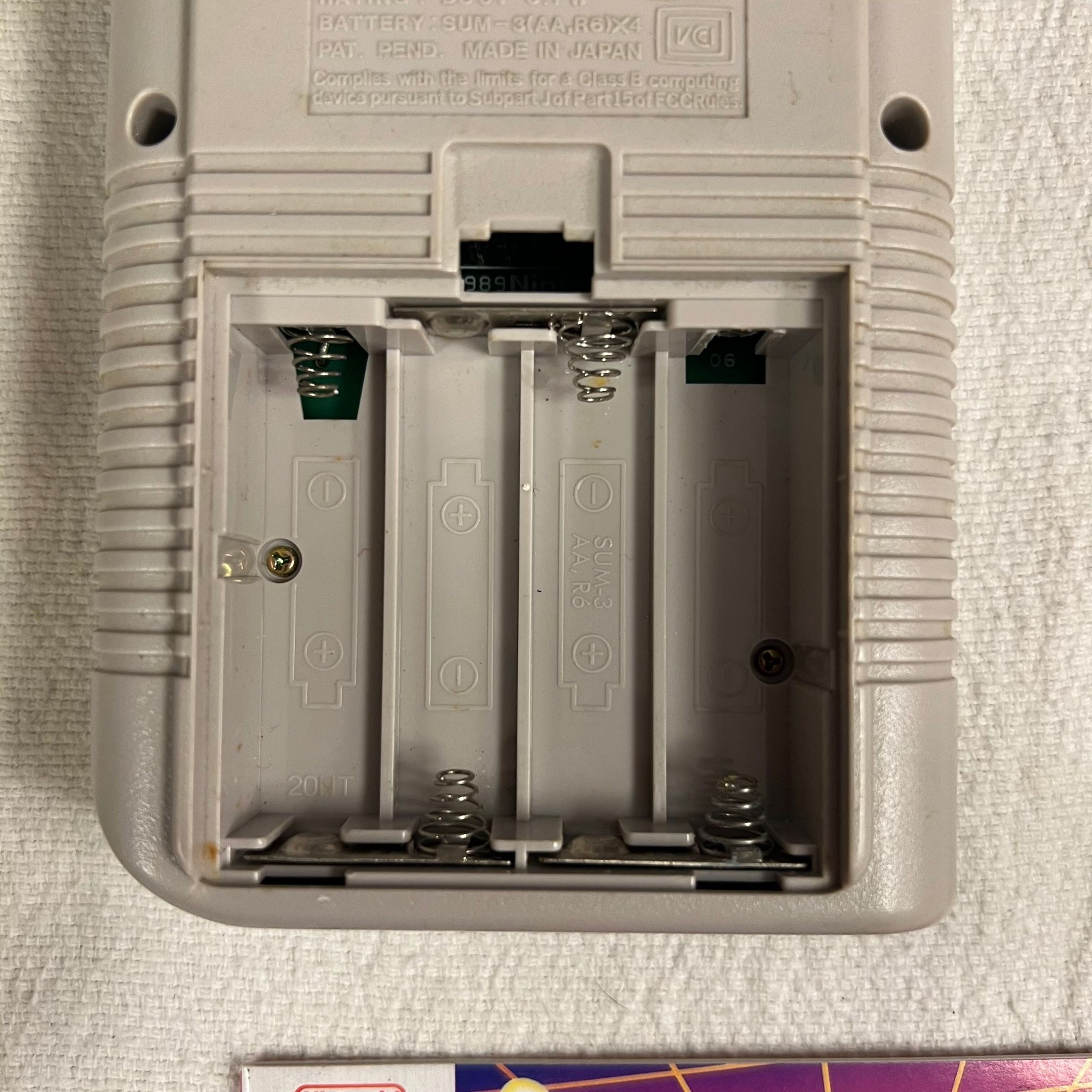 Nintendo Game Boy Read Description Handheld System Gray OG Display Box & Manual