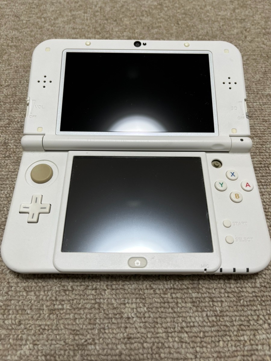 New 3DS LL XL Pearl White Japan Nintendo Console region Japanese B961