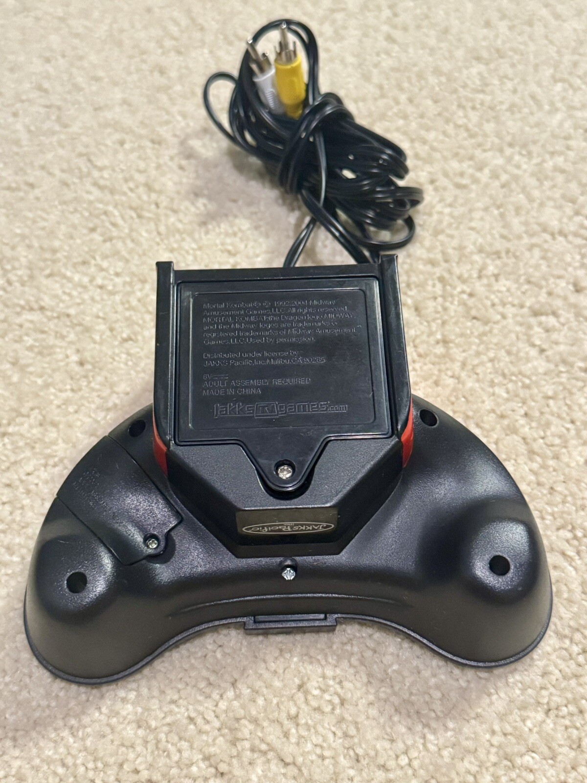 Mortal Kombat Plug in Play TV Games 2004 Jakks Pacific Midway Console (Works)