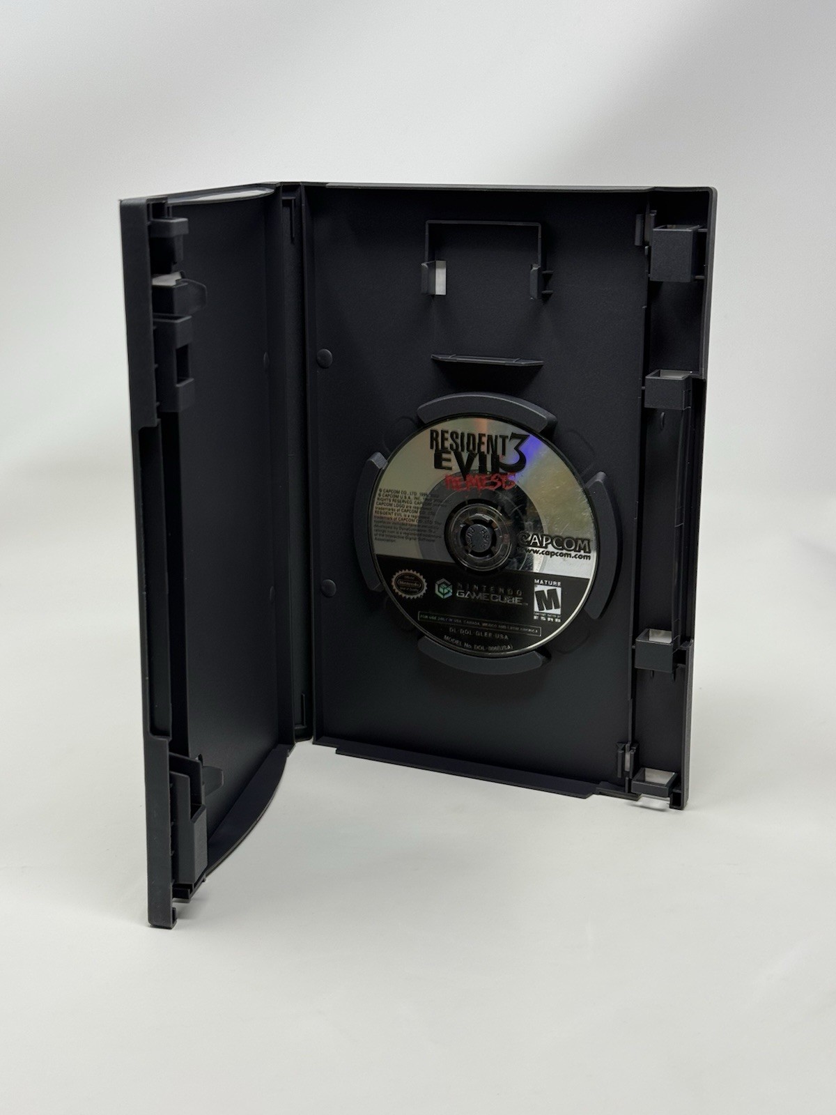 Resident Evil 3 Nemesis Nintendo GameCube Game + Case Mint Disc Custom Artwork