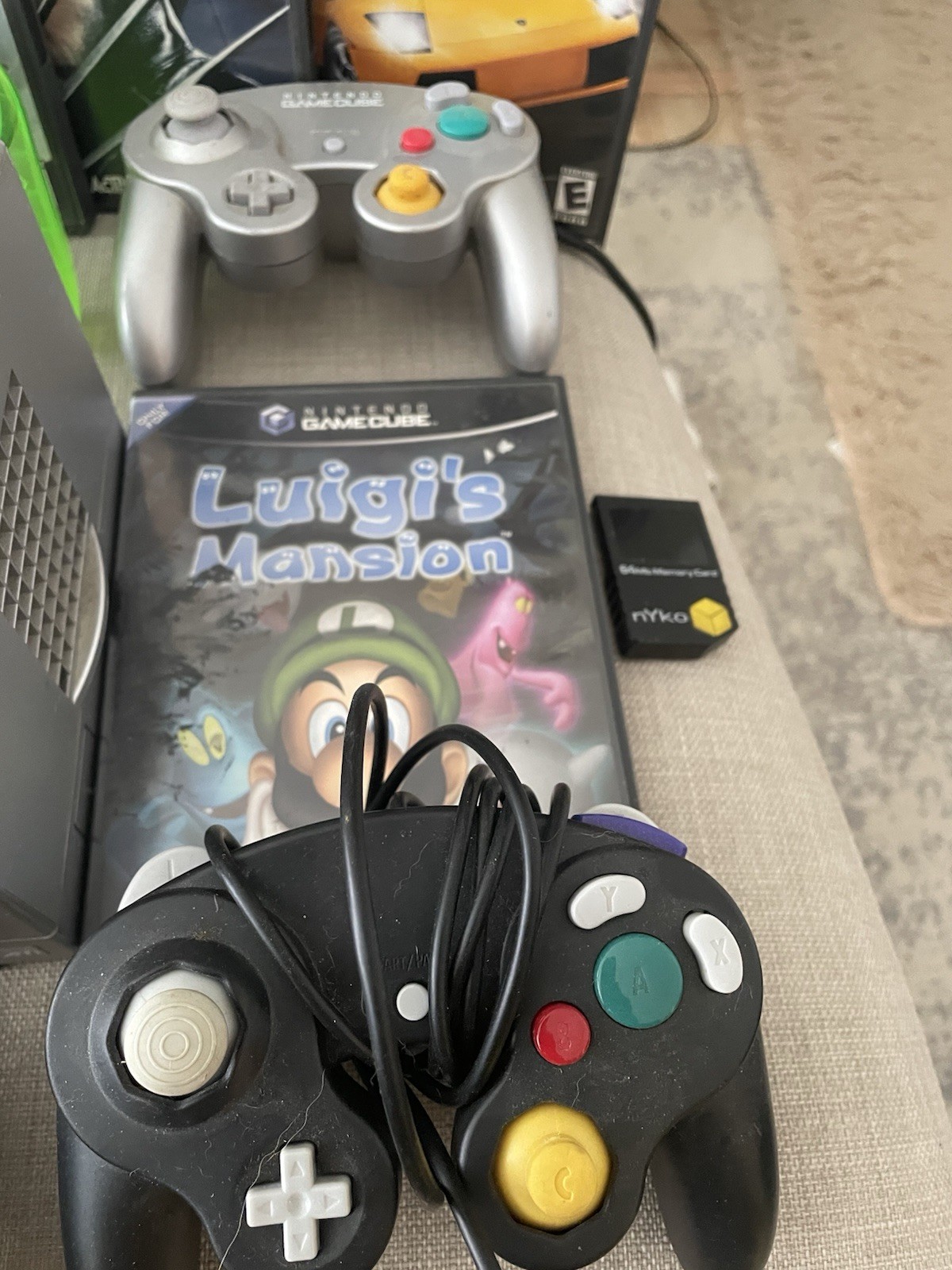 Nintendo GameCube Console Bundle w/ Controllers, Memory Card, Games & Manual