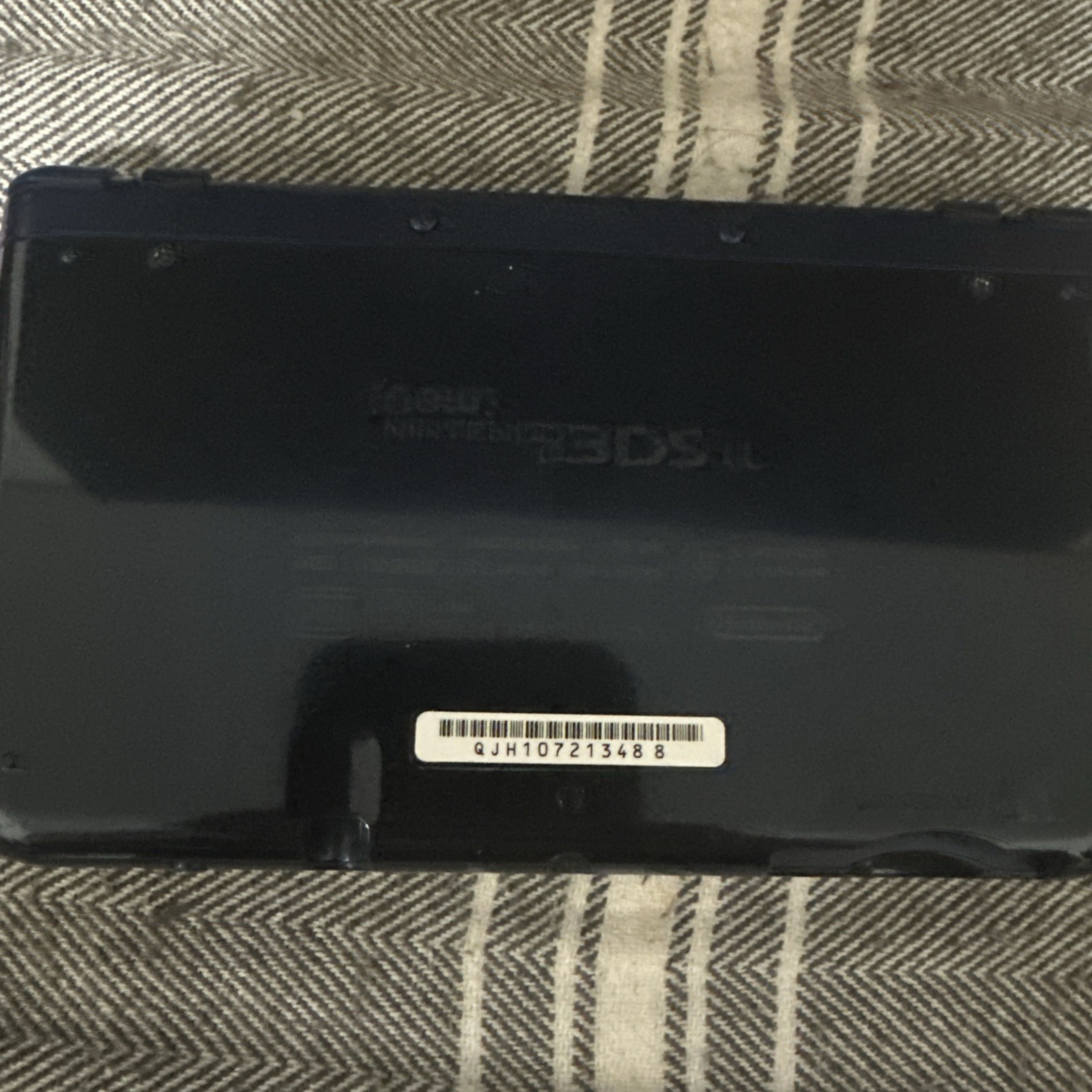 Nintendo New 3DS XL LL | English | Charger | Stylus | US Seller – Ship in 1-DAY