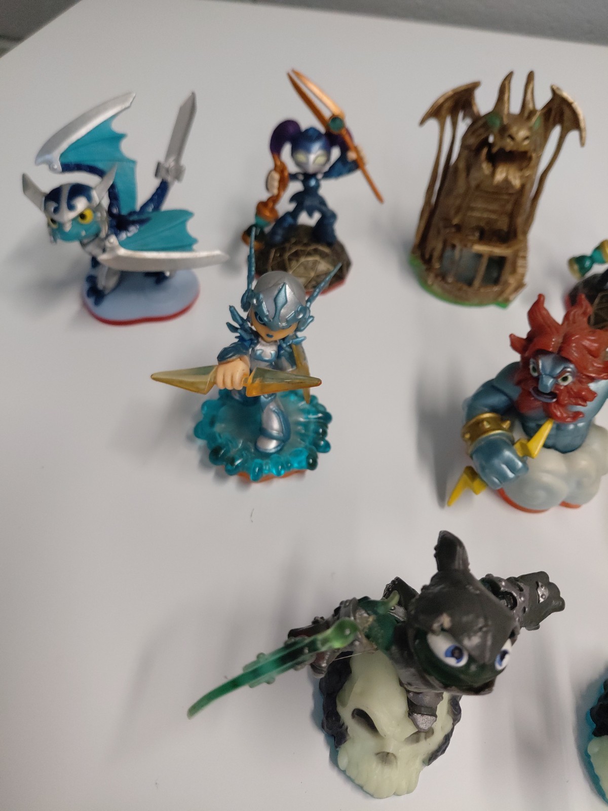 Skylanders Lot of 10 Various Figures No Duplicates #79