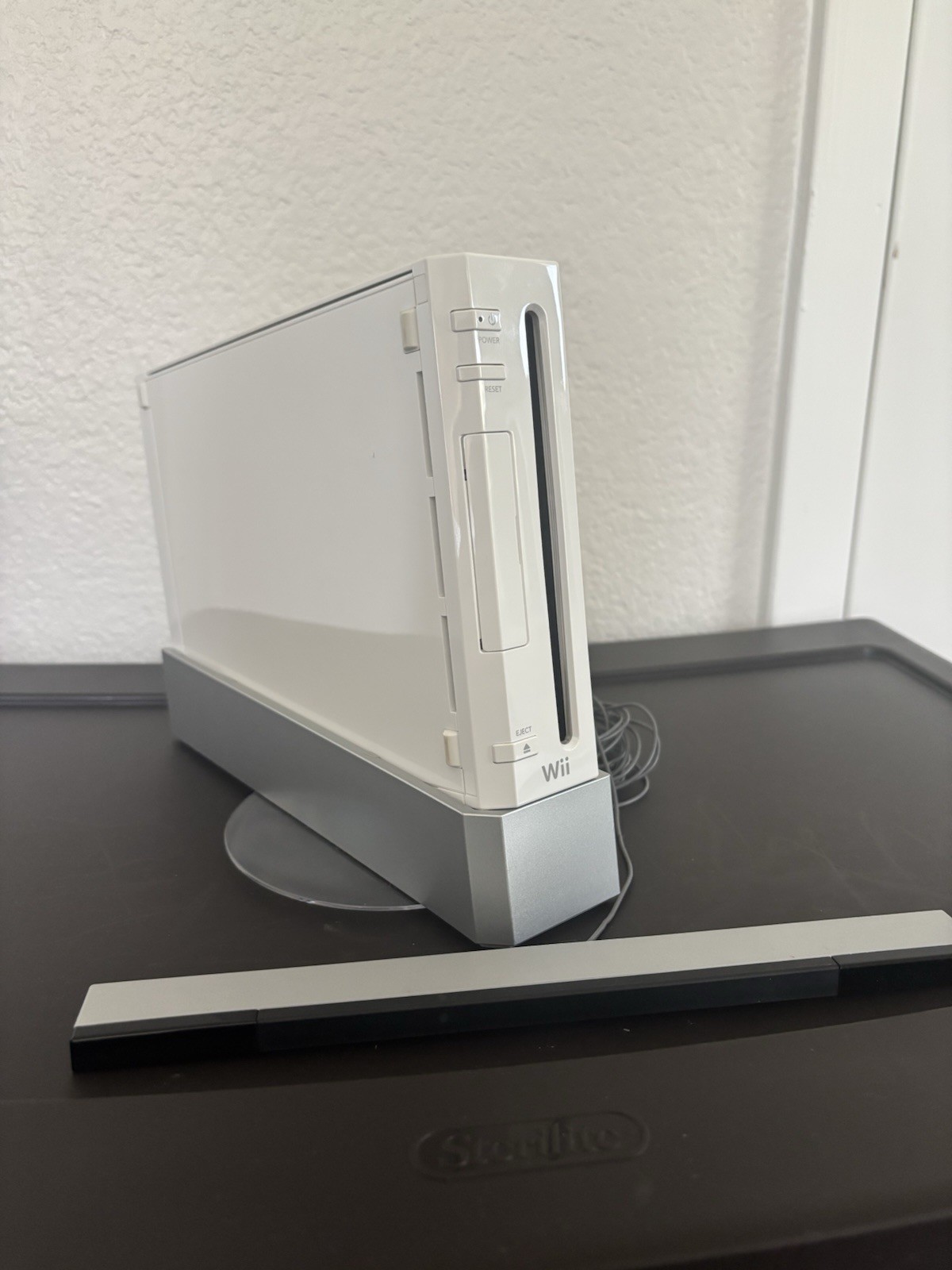 Nintendo Wii RVL-001 512 MB Home Console White (w/ original cables & manuals)