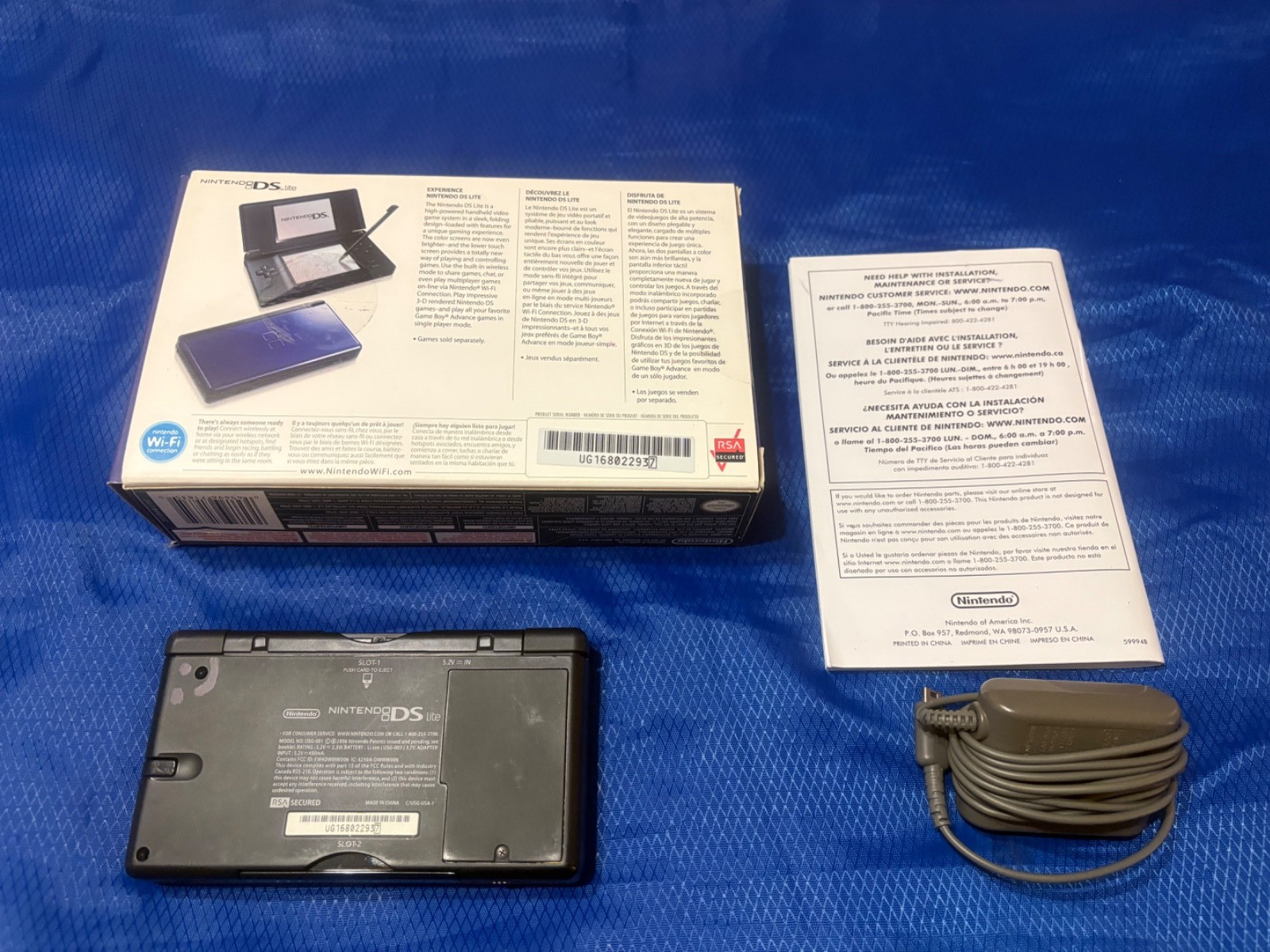 Nintendo DS Lite Handheld System – Cobalt/Black tested and working