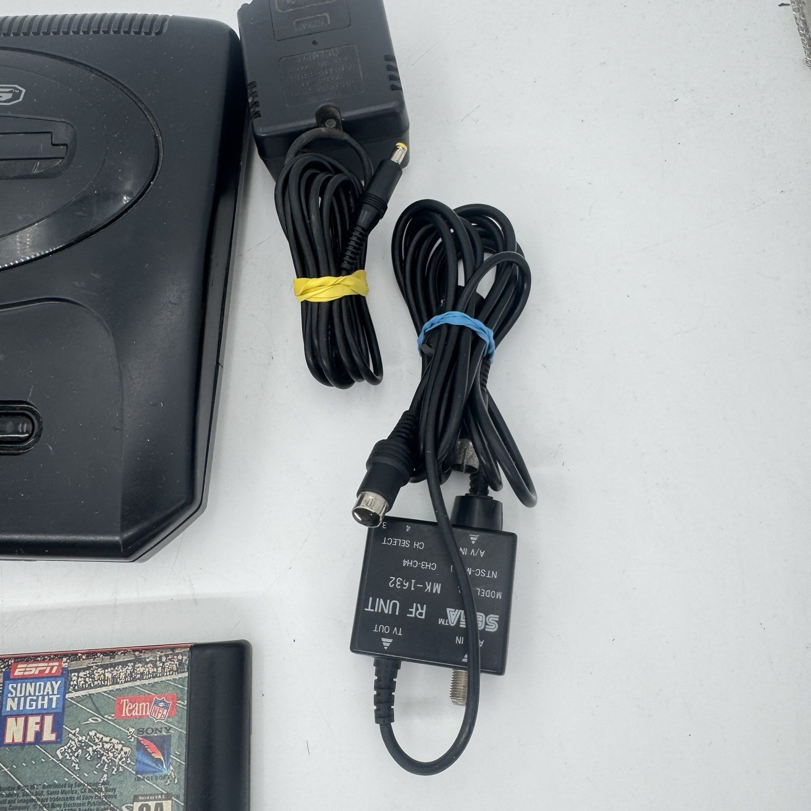 Sega Genesis Console MK-1631 W/ 1 Controller And 5 Games Bundle