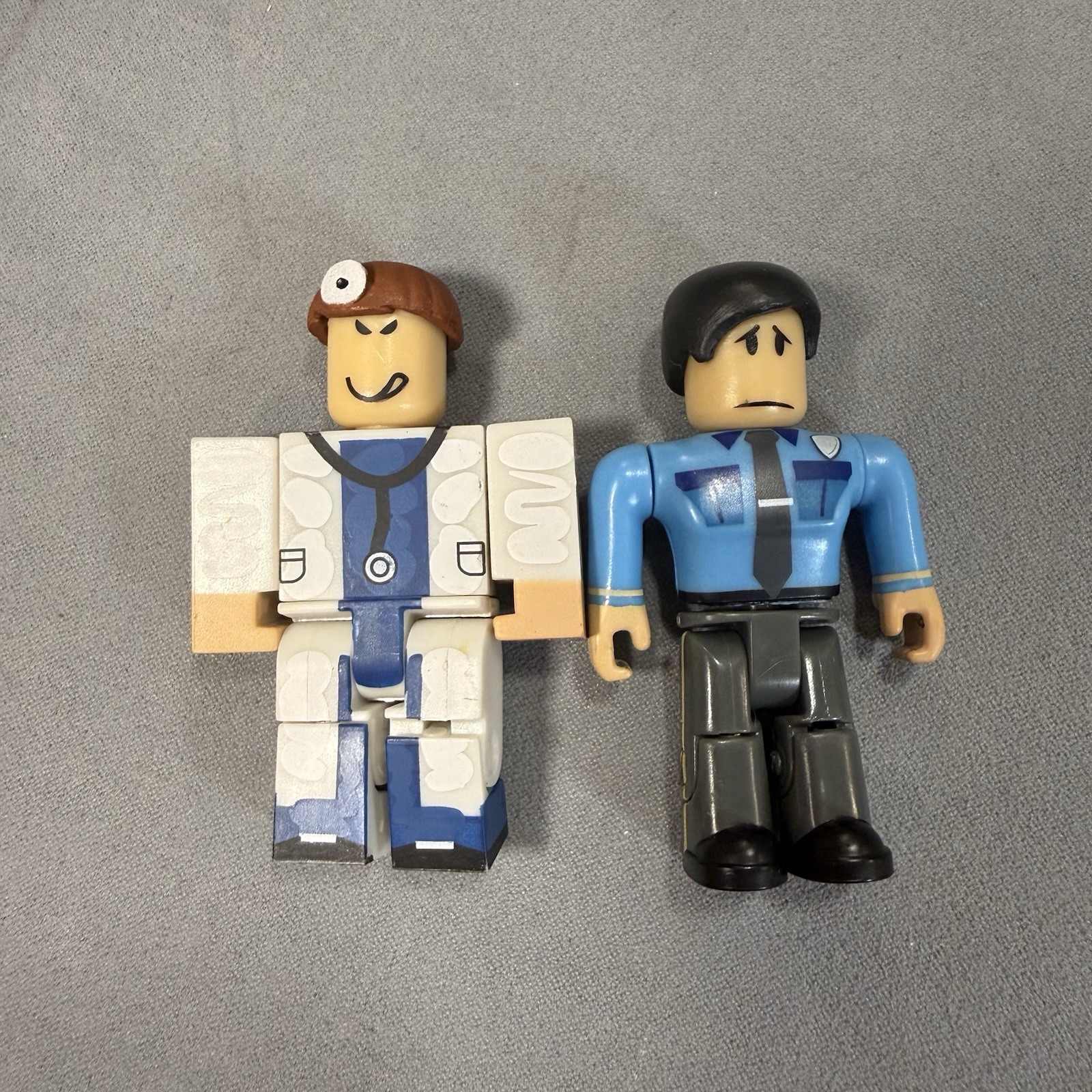 Roblox Lot of 38 Figurine/Figures, Weapons, Took Kit Case Toys Accessories OG