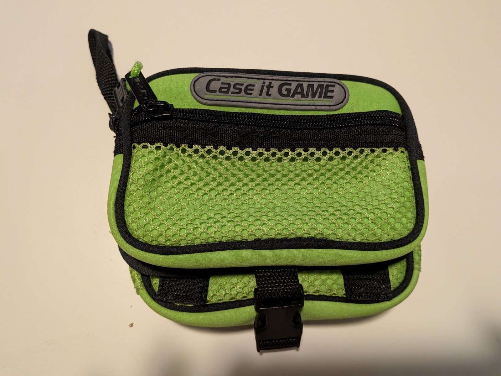 Case it GAME Padded Carrying Case for Nintendo DS Console, Green/Black